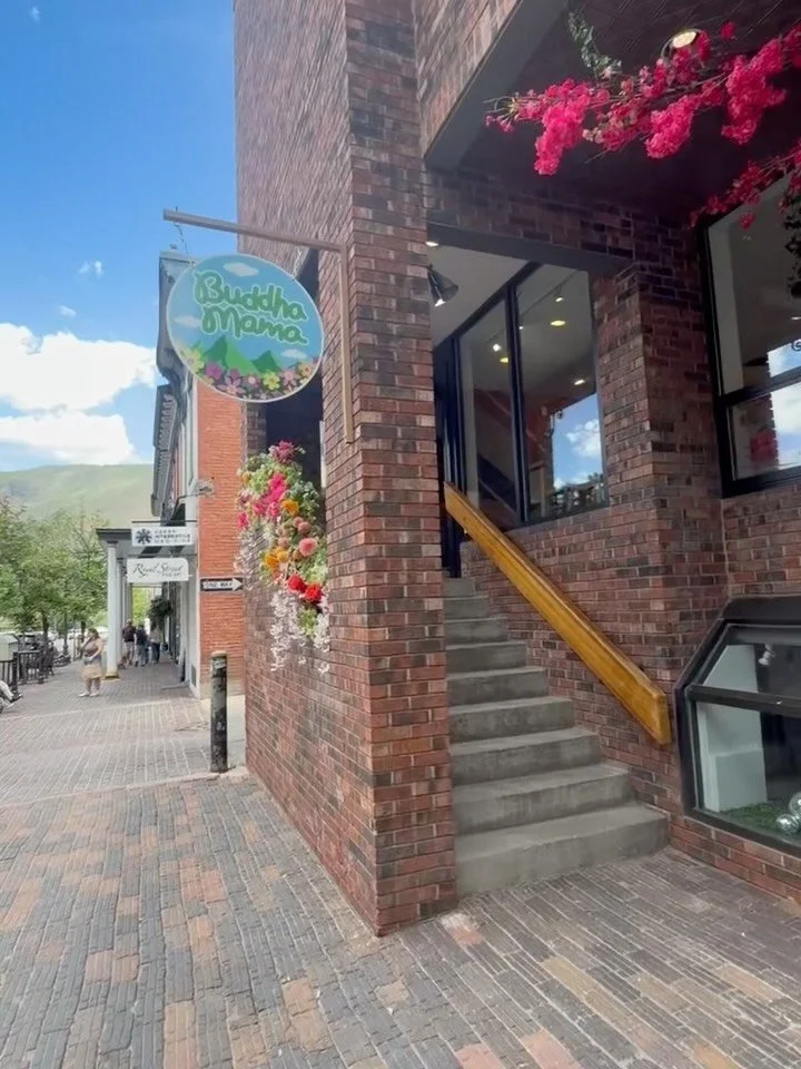 Aspen, did you hear?

@buddha_mama officially has a shop for the summer, and we could not be happier for the ladies as they launch The Mountain Residency.

Join us June 19th to celebrate with a very special guest and friend, @ashleylongshoreart . Com