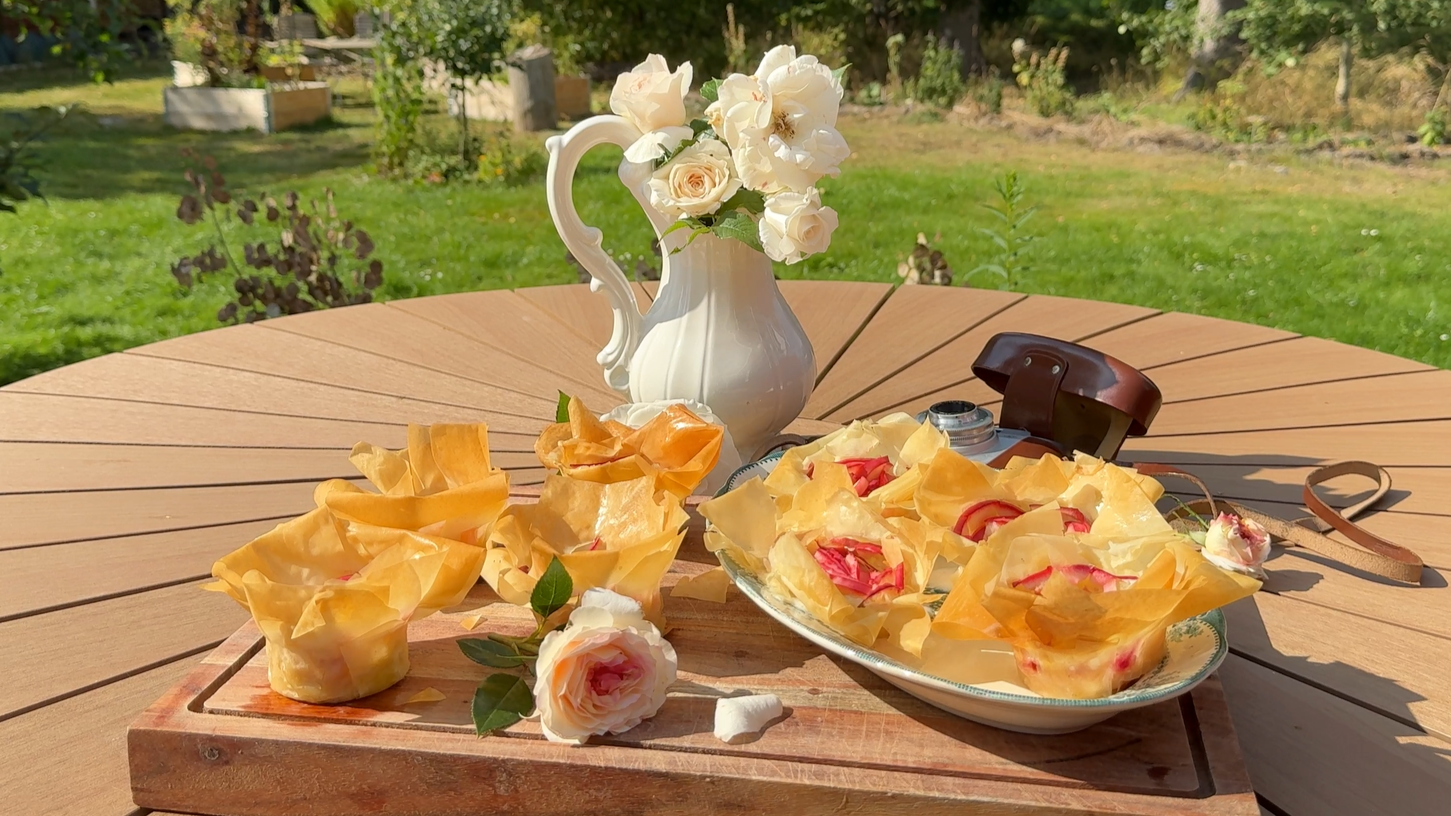 Vegan Blue Cheese Apple Rose Pastry