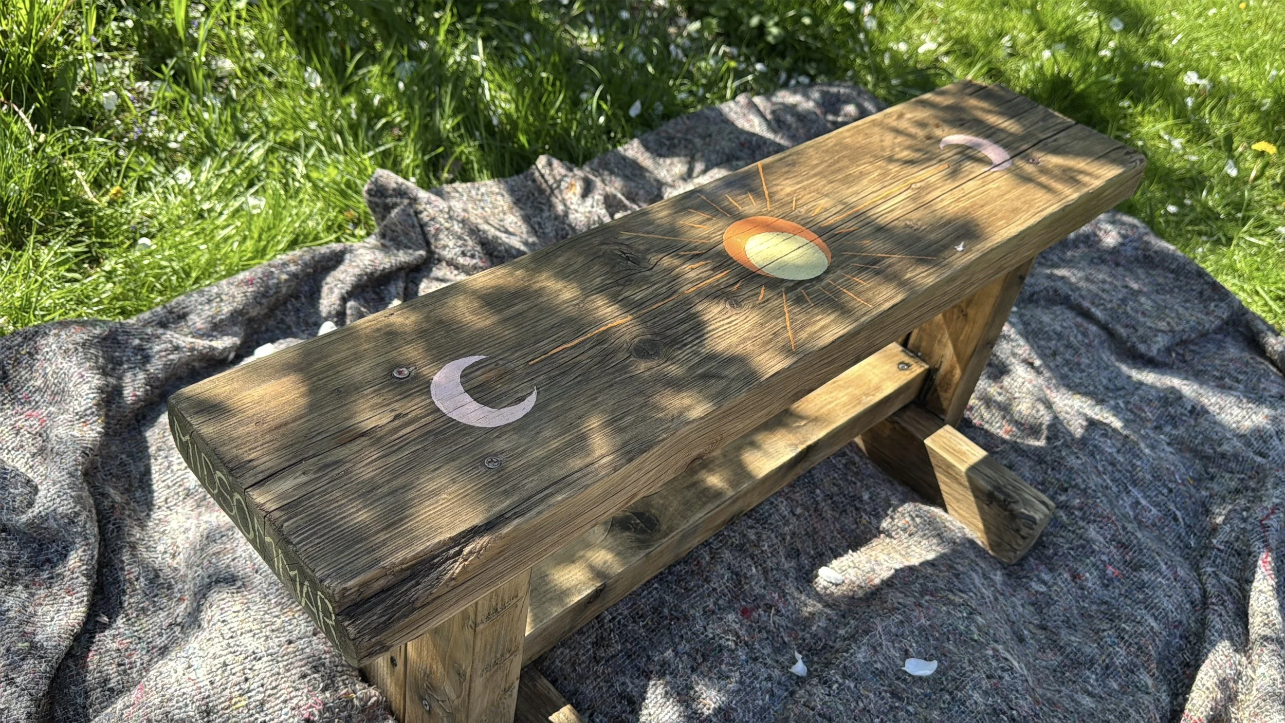 DIY Painted Wooden Bench Makeover