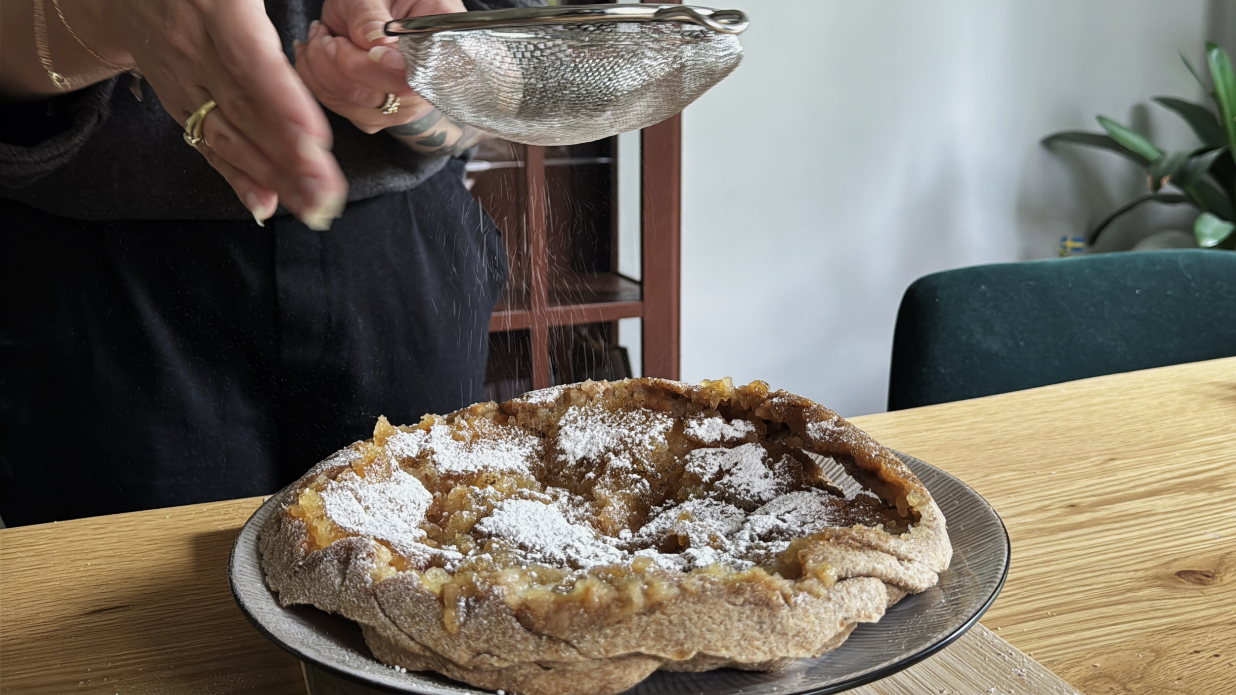 Adding some powdered sugar before serving