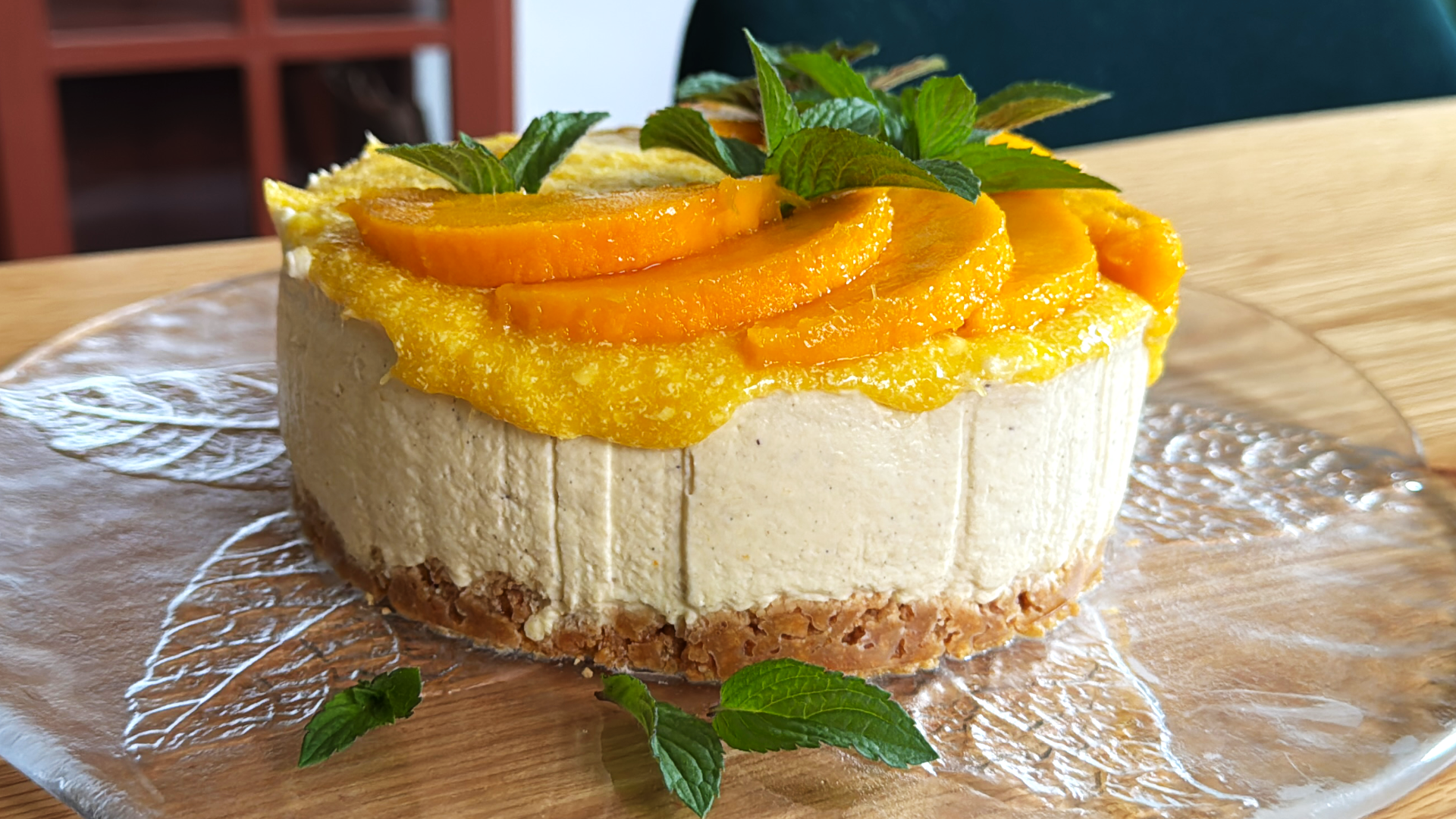 Vegan No-Bake Mango Curd Cheesecake
