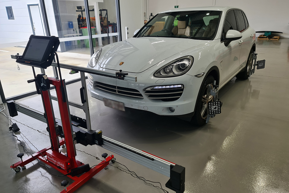 ADAS Calibration Mistakes That Can Affect Vehicle Safety Features