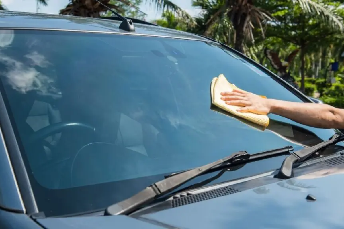 Why Clean Windshields Improve Driving Safety More Than You Think