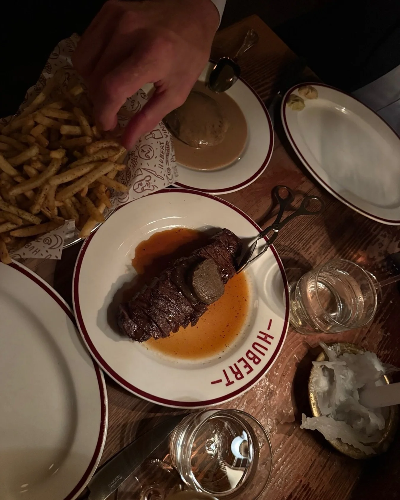 Our private photos again at Hubert&rsquo;s in Sydney 
We love it for so many personal reasons and it&rsquo;s always a top rated suggestion for any of our clients, local and international 
@restauranthubert @sydney 
#sydney #dining #highend #concierge