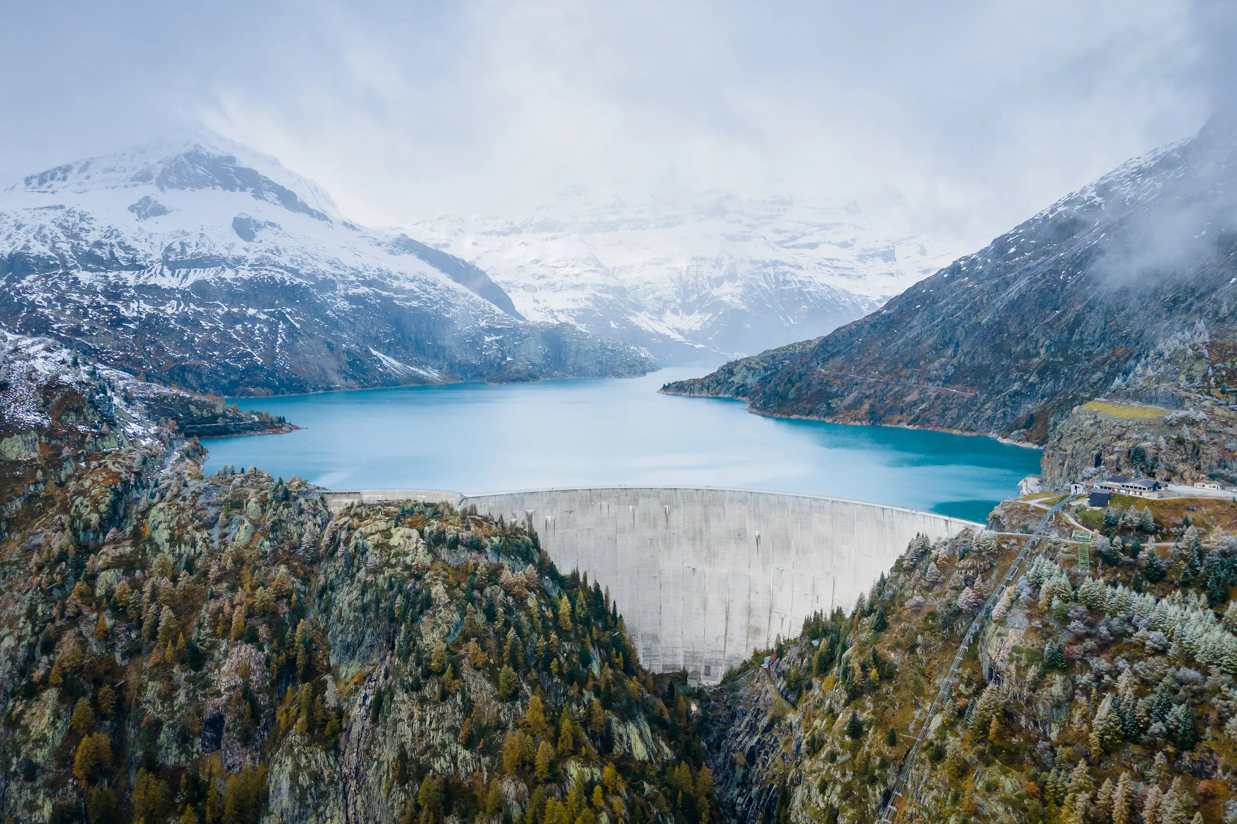 Ein Foto vom "Lac d’Emosson" (Kantons Wallis • Schweiz).