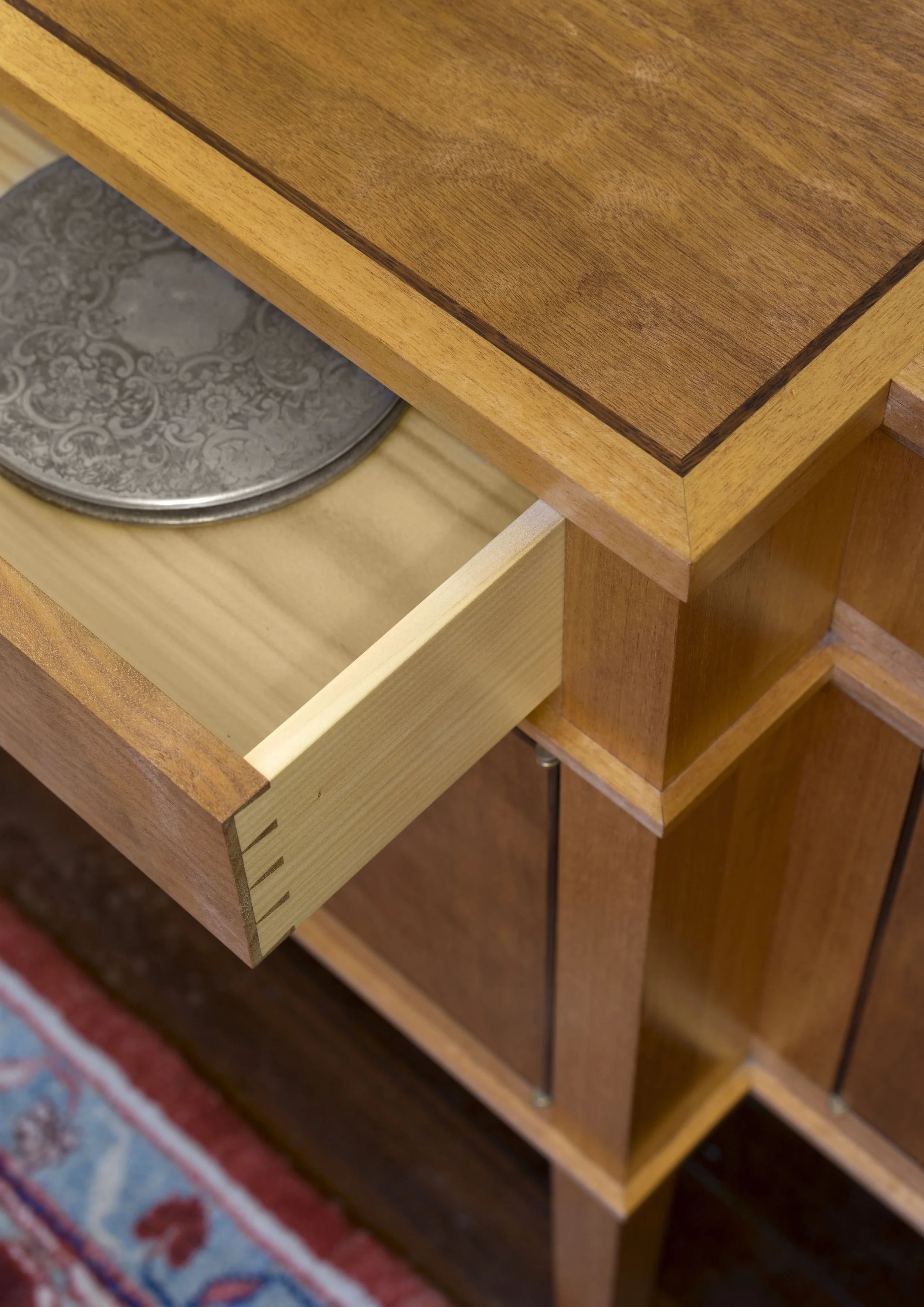 Christiana Fantl Design - breakfront sideboard detail.jpg