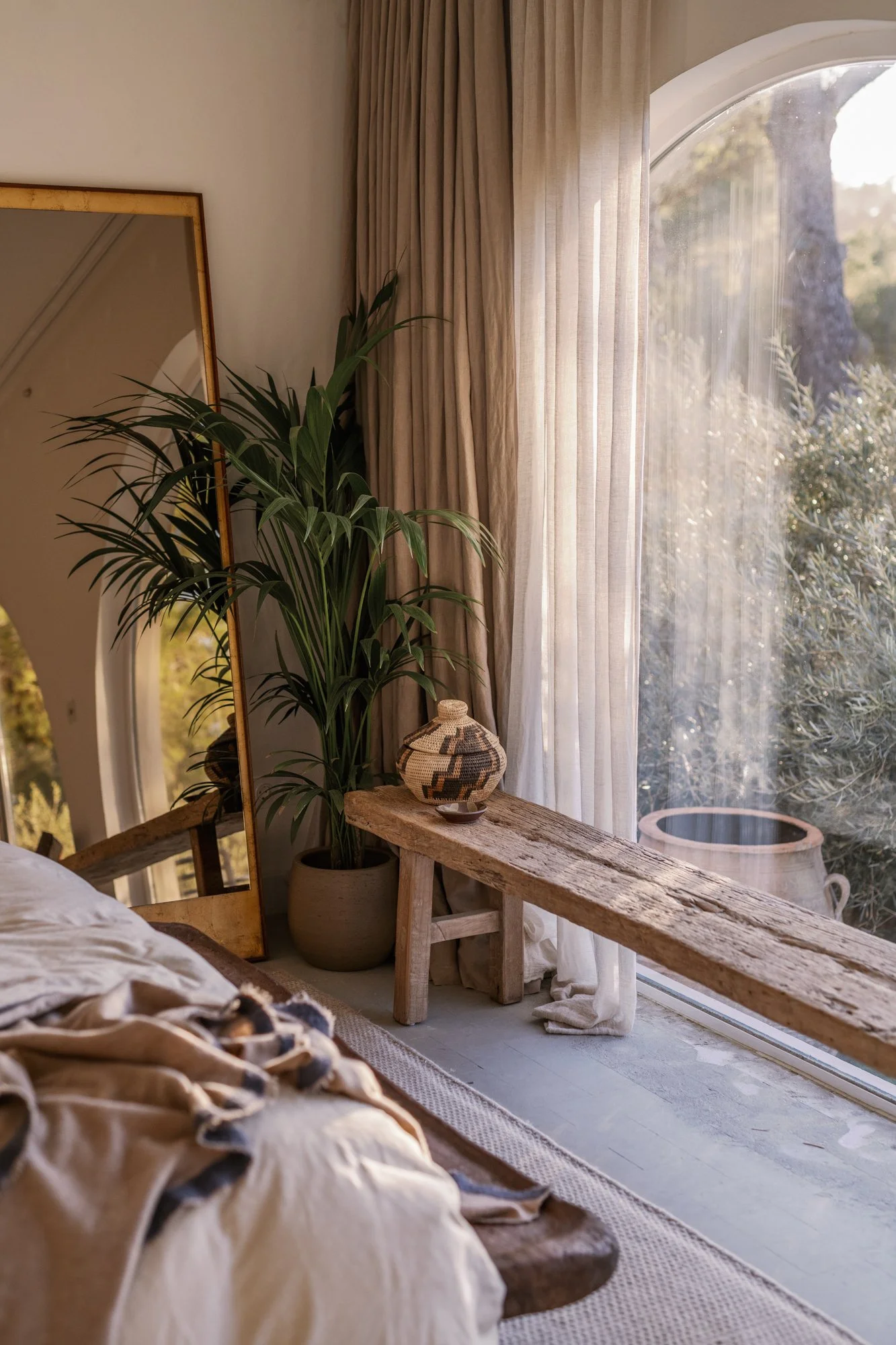 1.a T0 Master bedroom detail.jpg