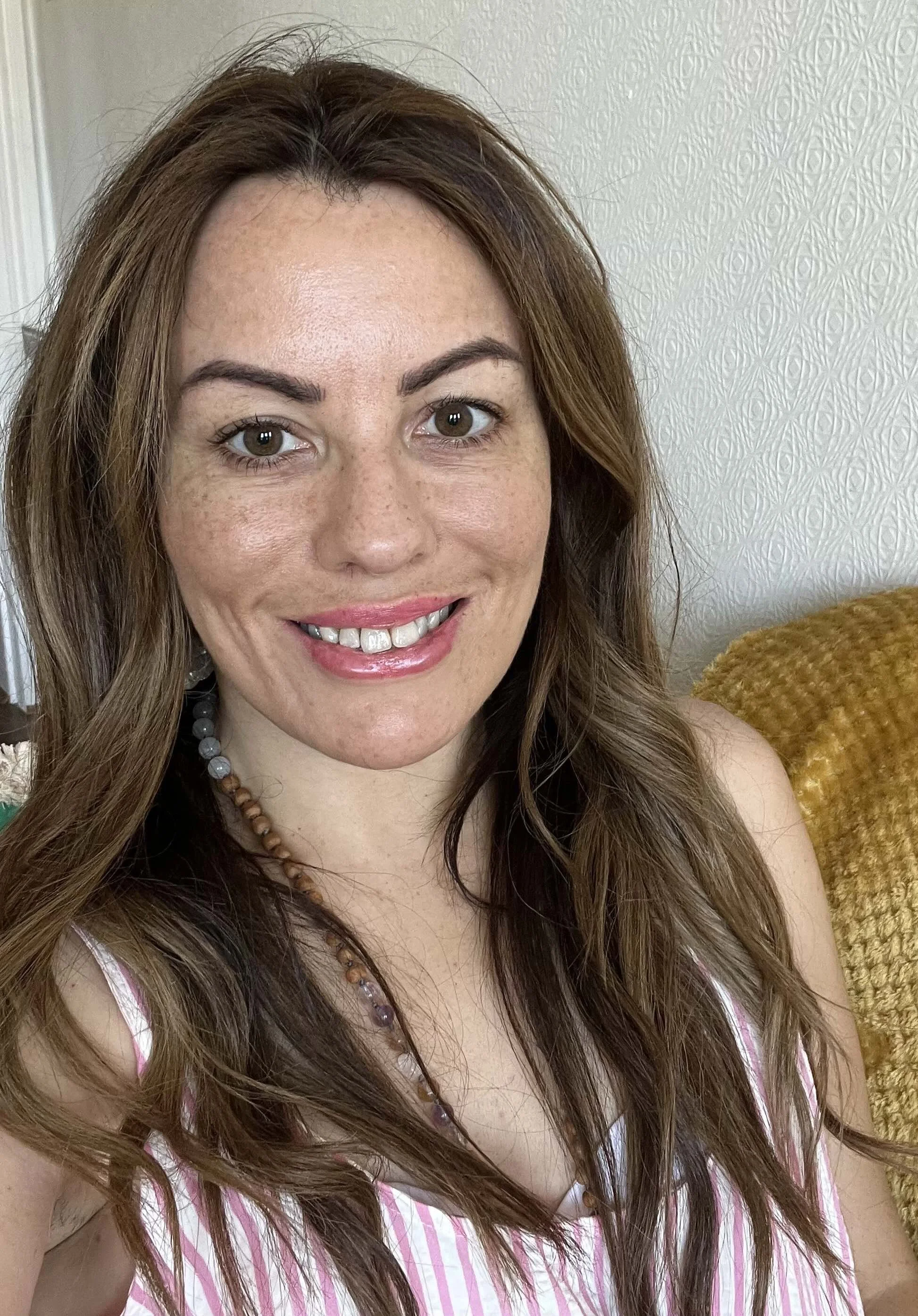 HCPC-registered-therapist-for-women-online-UK-abroad
