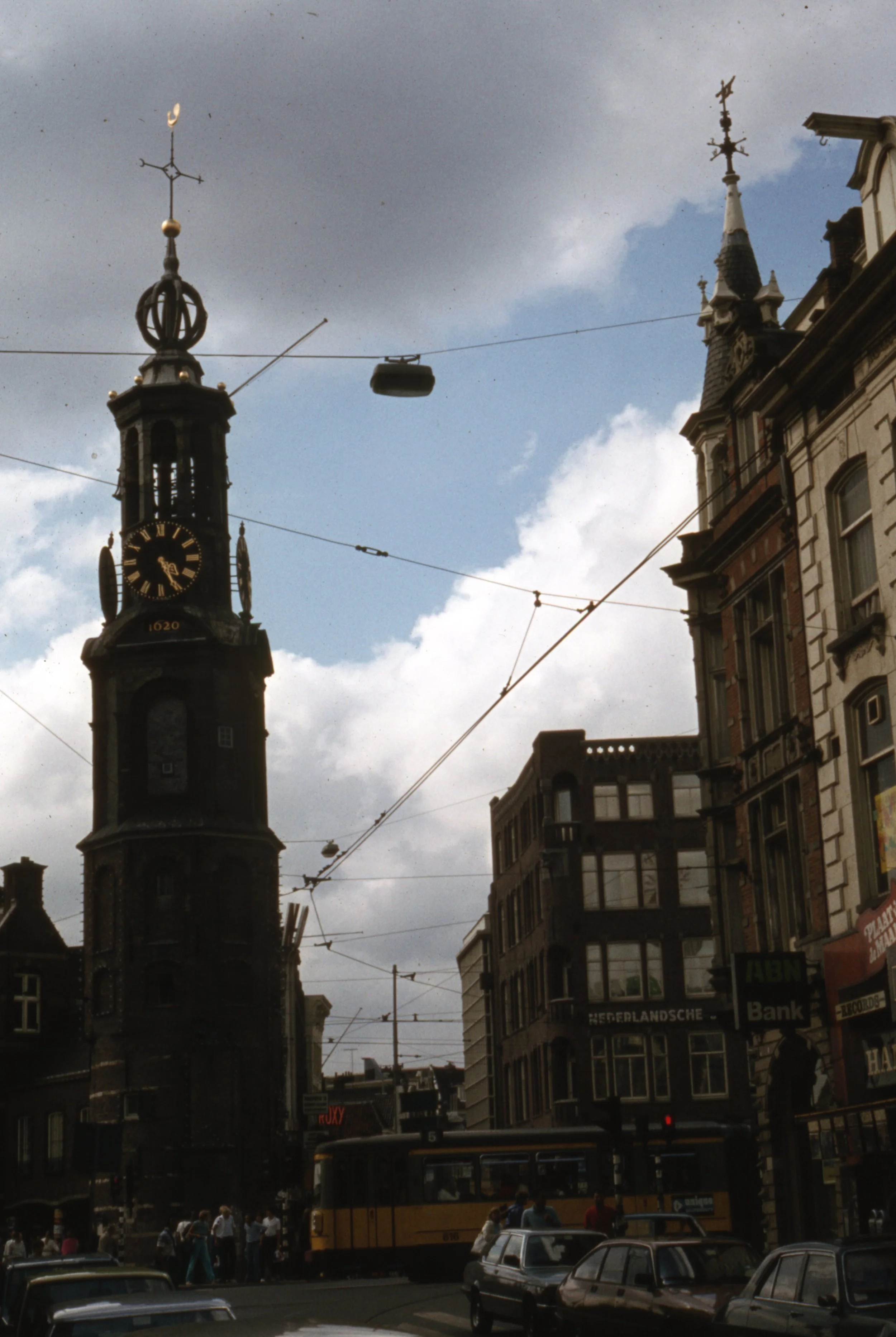 box.n22.0010.jpg