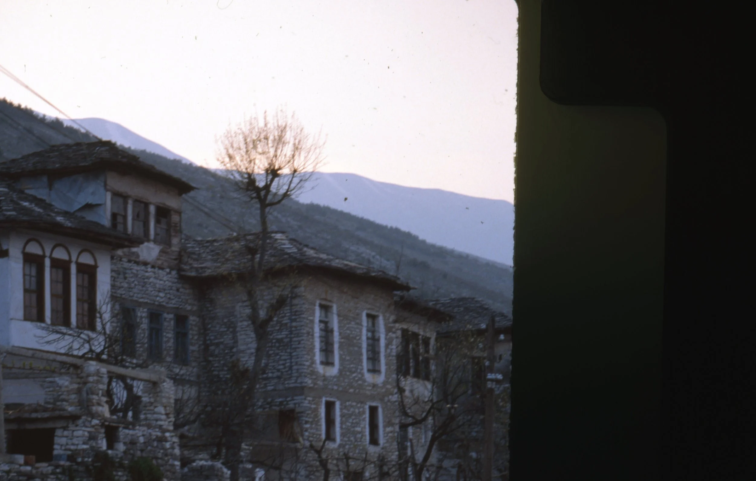 box.n16.0027.jpg