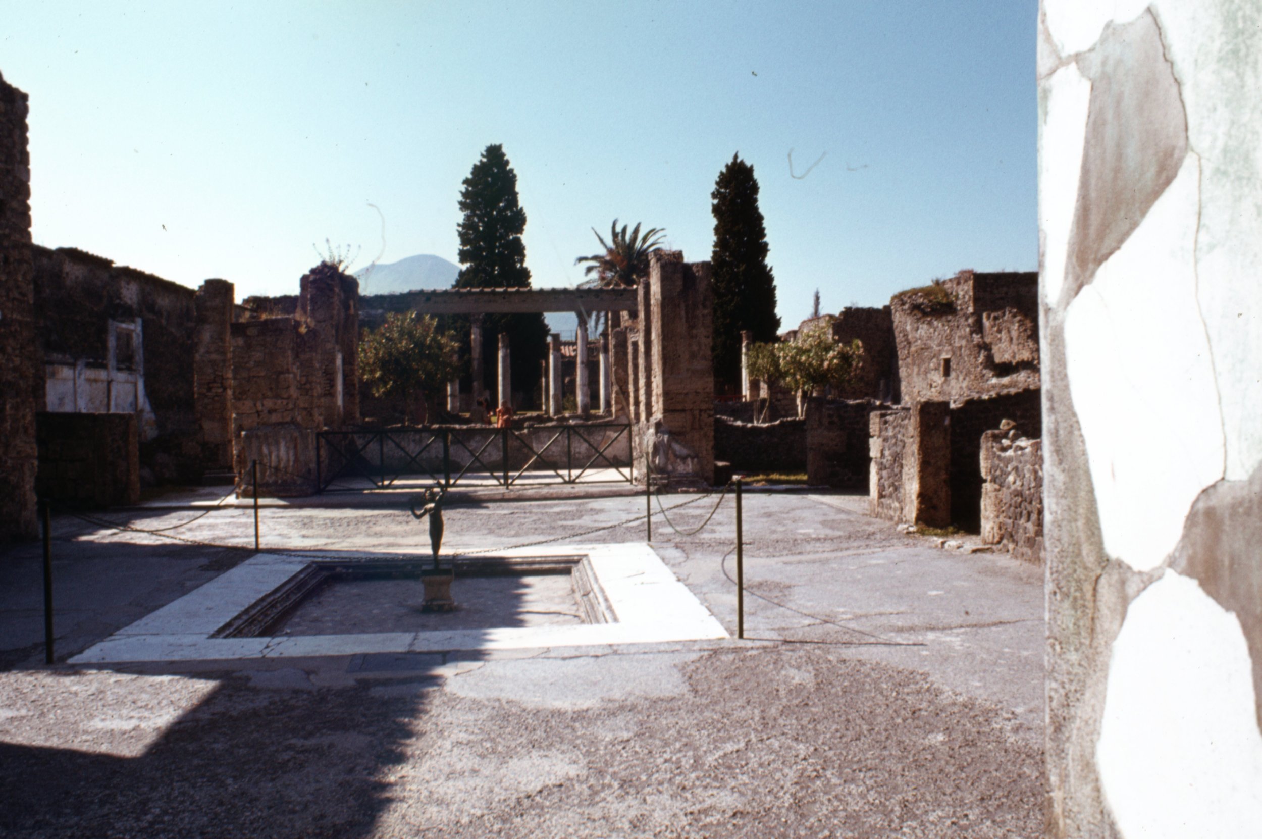 boxN7.NA0032.jpg