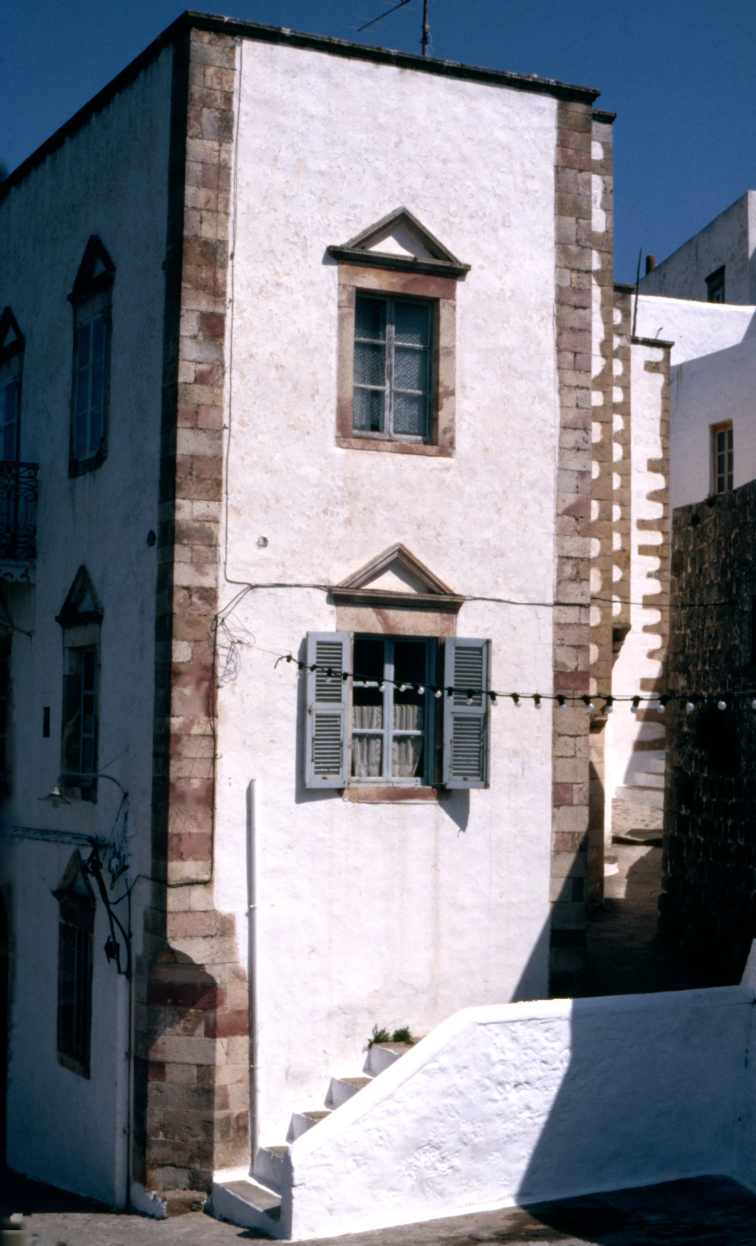 box3.NA.0004.jpg