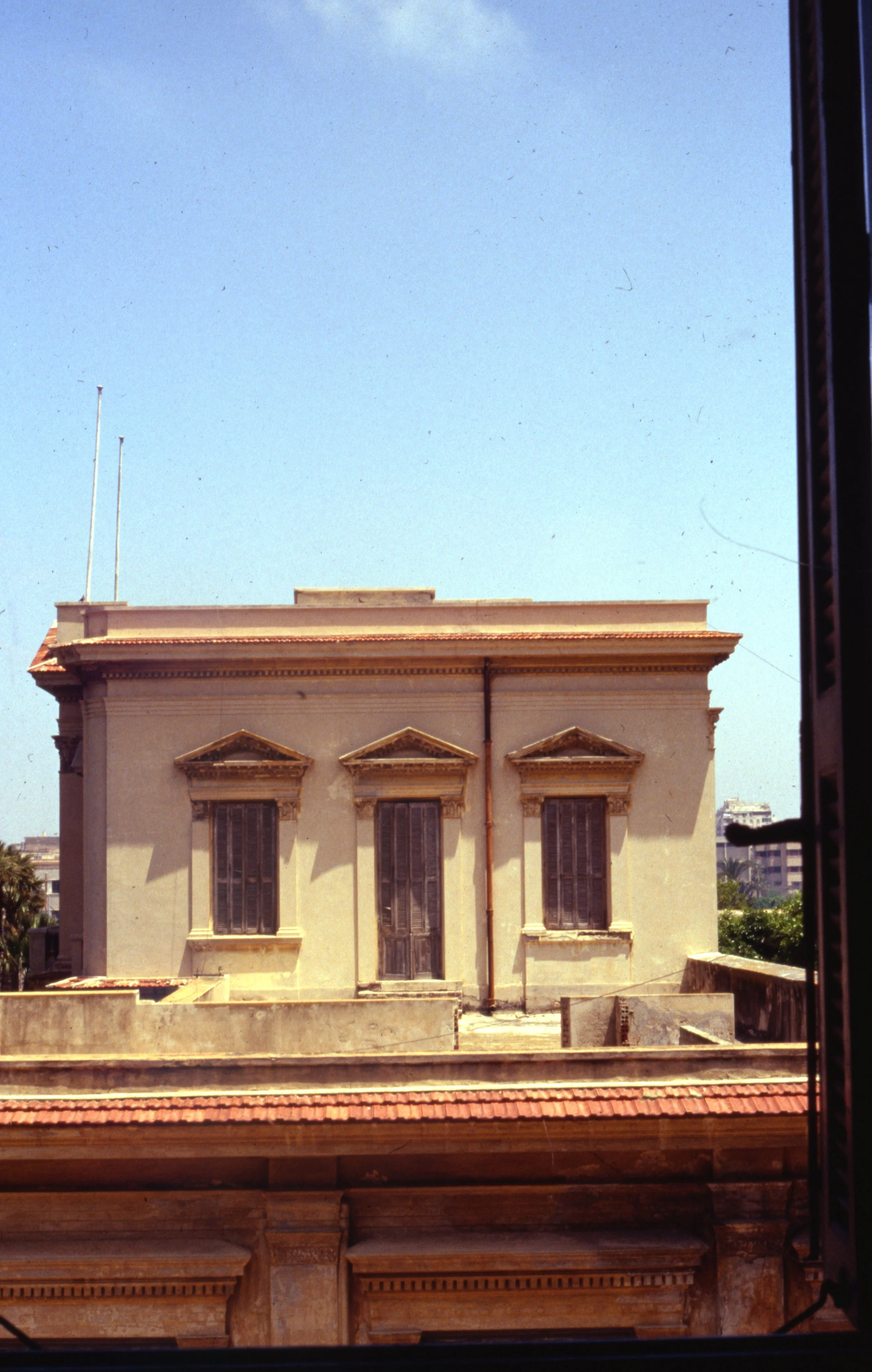 box.n19.0030.jpg