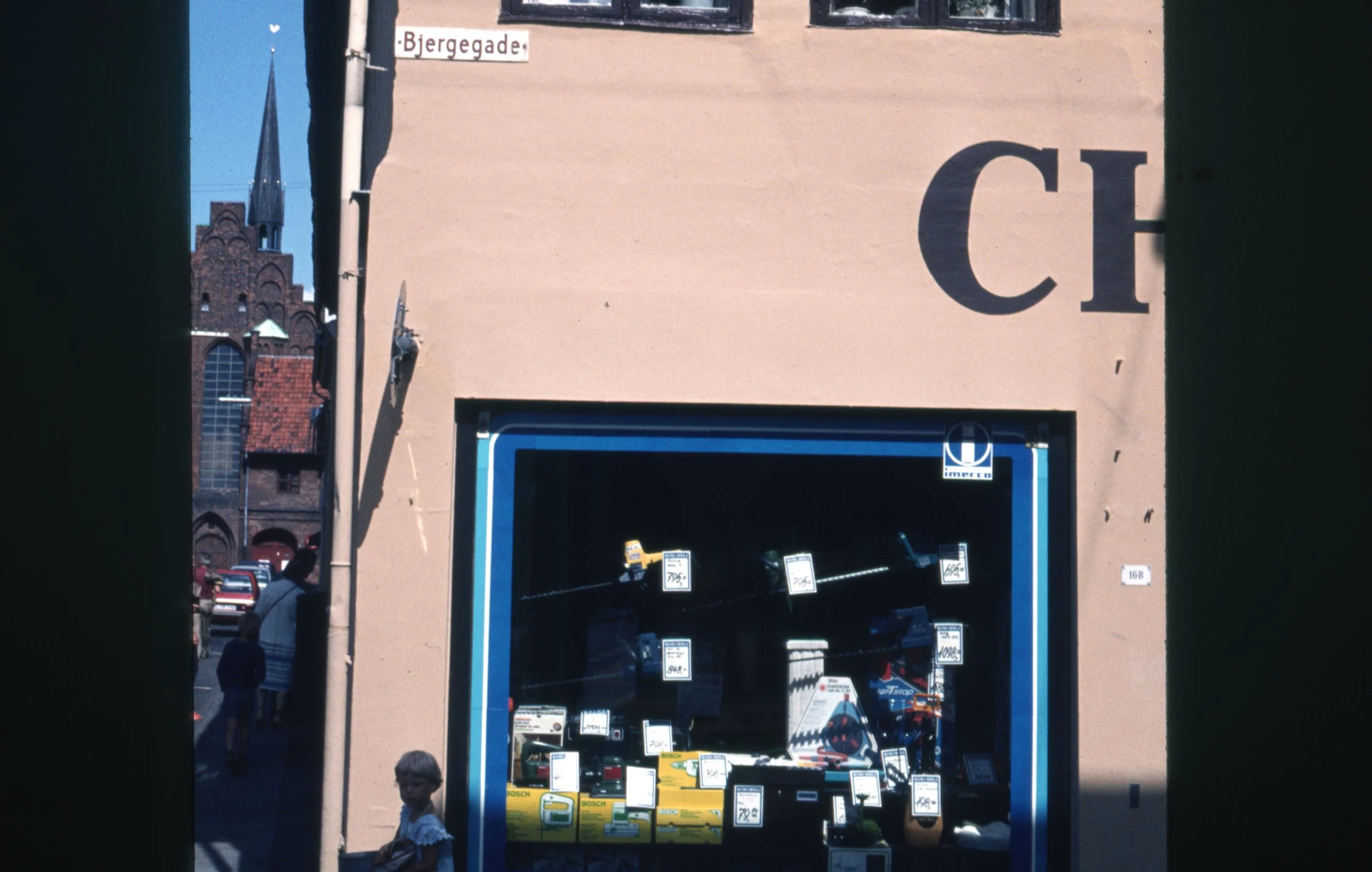 box.n22.0002.jpg