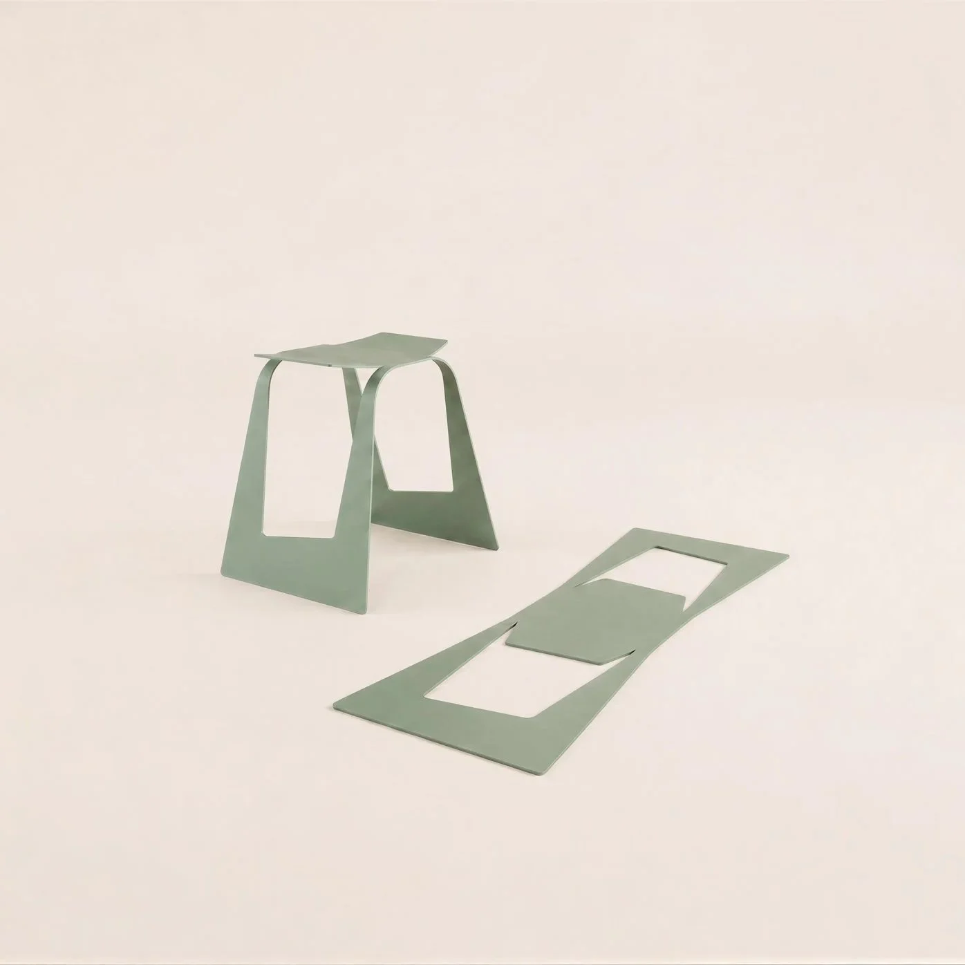 Le tabouret 1 place Ott.01 vert sauge de la Collection Otdr, léger, empilable et résistant. Mobilier outdoor et durable pour le secteur CHR, cafés, hôtels, restaurants, les terrasses et les jardins