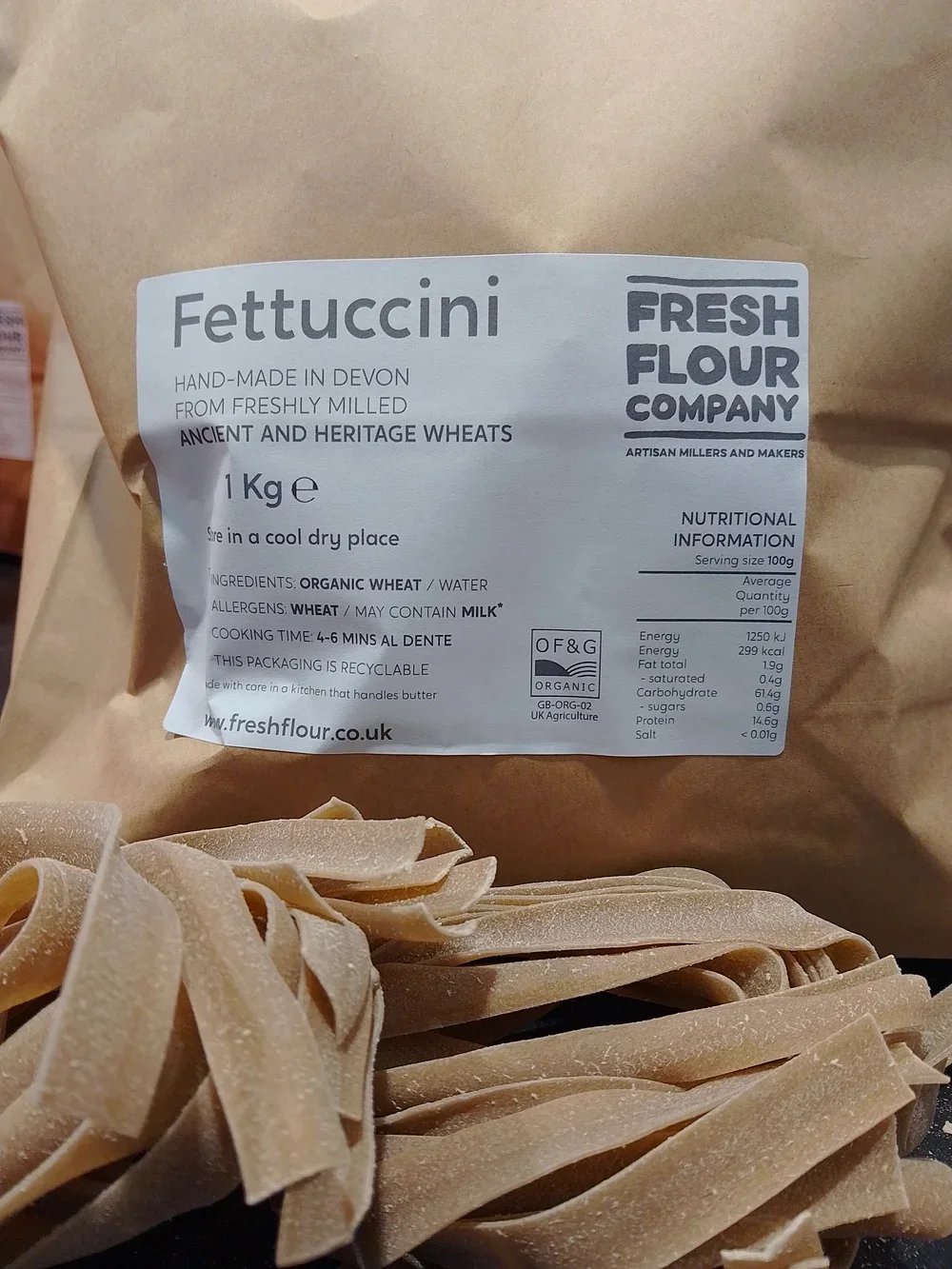 fett 1kg bag.webp