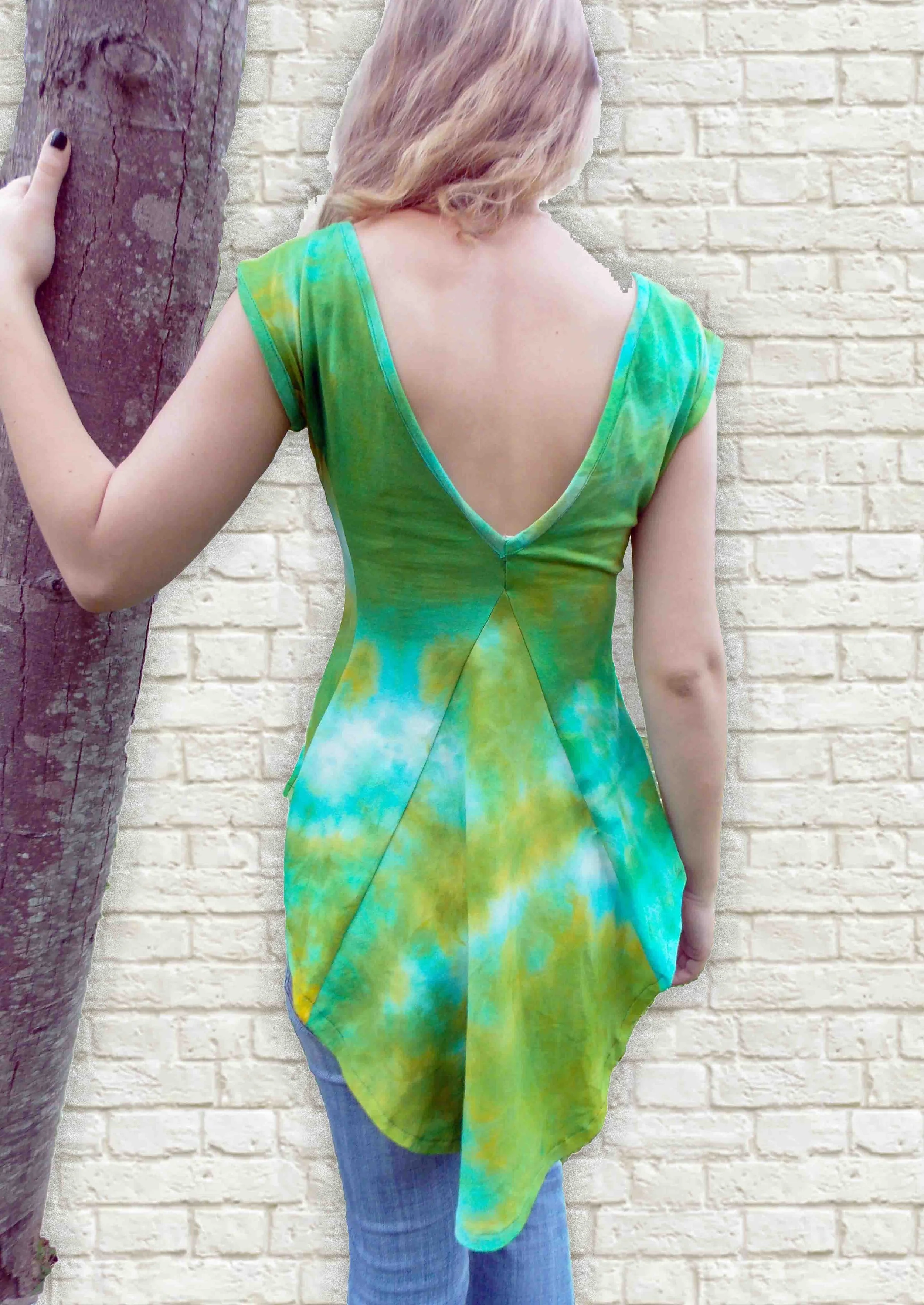 green_shirt_back.jpg