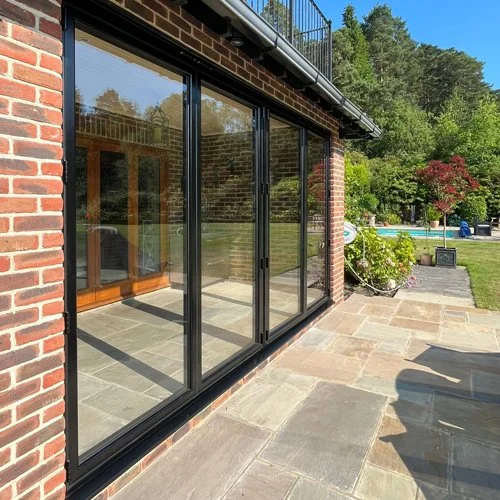 glasstec-bifold-door-fitting-and-design-hampshire.jpg