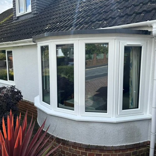 bay-windows-glasstec-hampshire.jpg