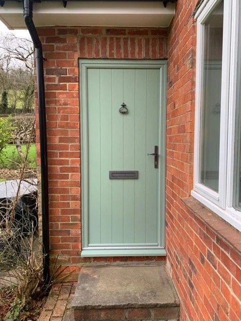 doors designed and fitted by glasstec hampshire6 Medium.jpeg
