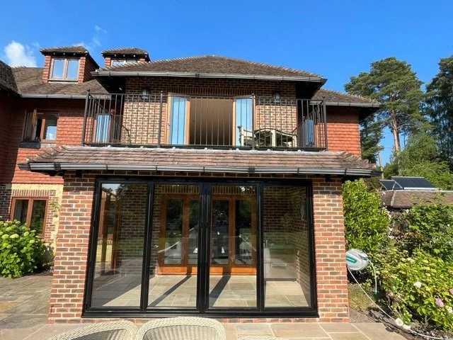 bespoke bifold doors by glasstec 5 Medium.jpeg