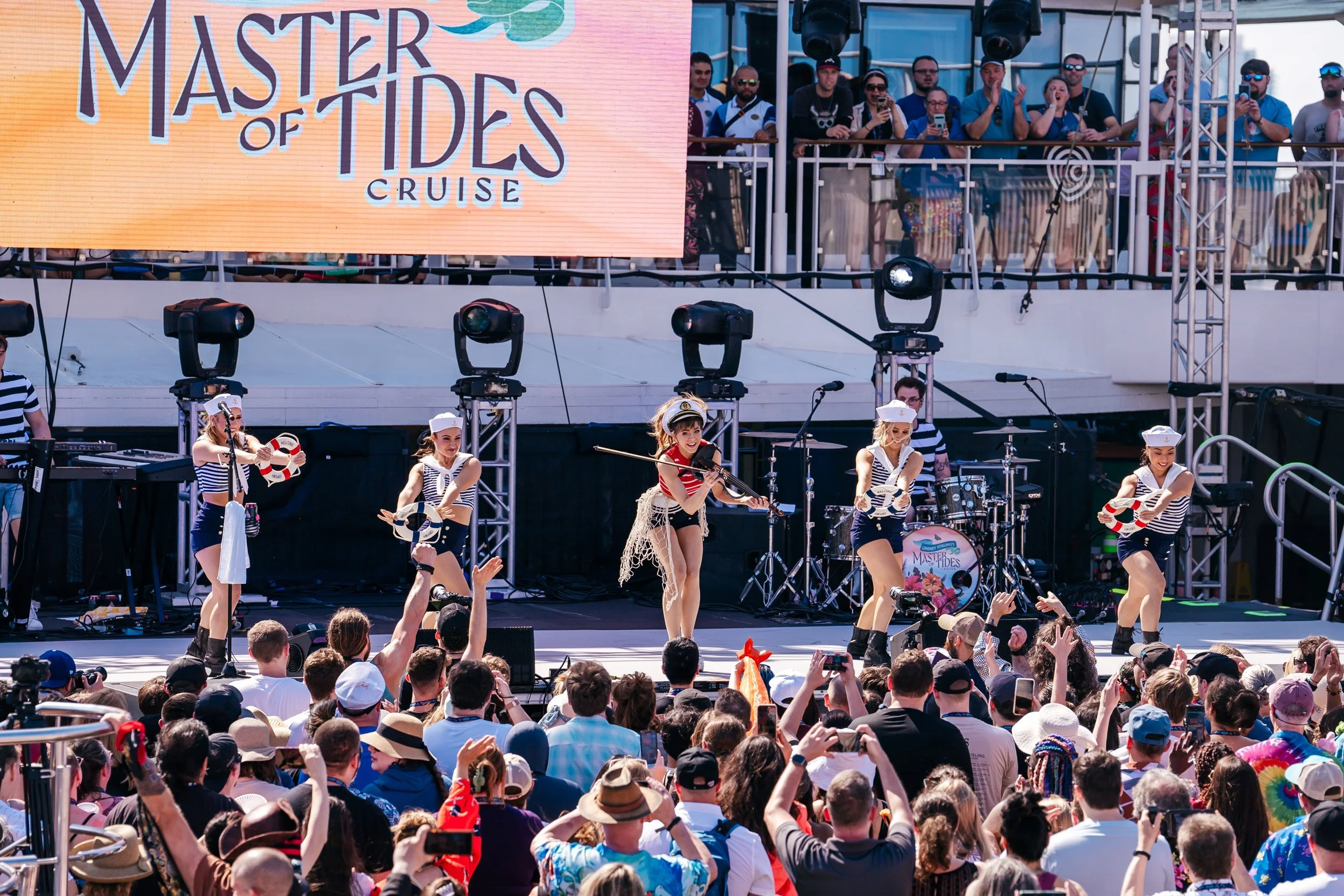 Vega+Luxe+Media_+Chicago+Event+Photograper_Lindsey+Stirling+Cruise-3.jpg