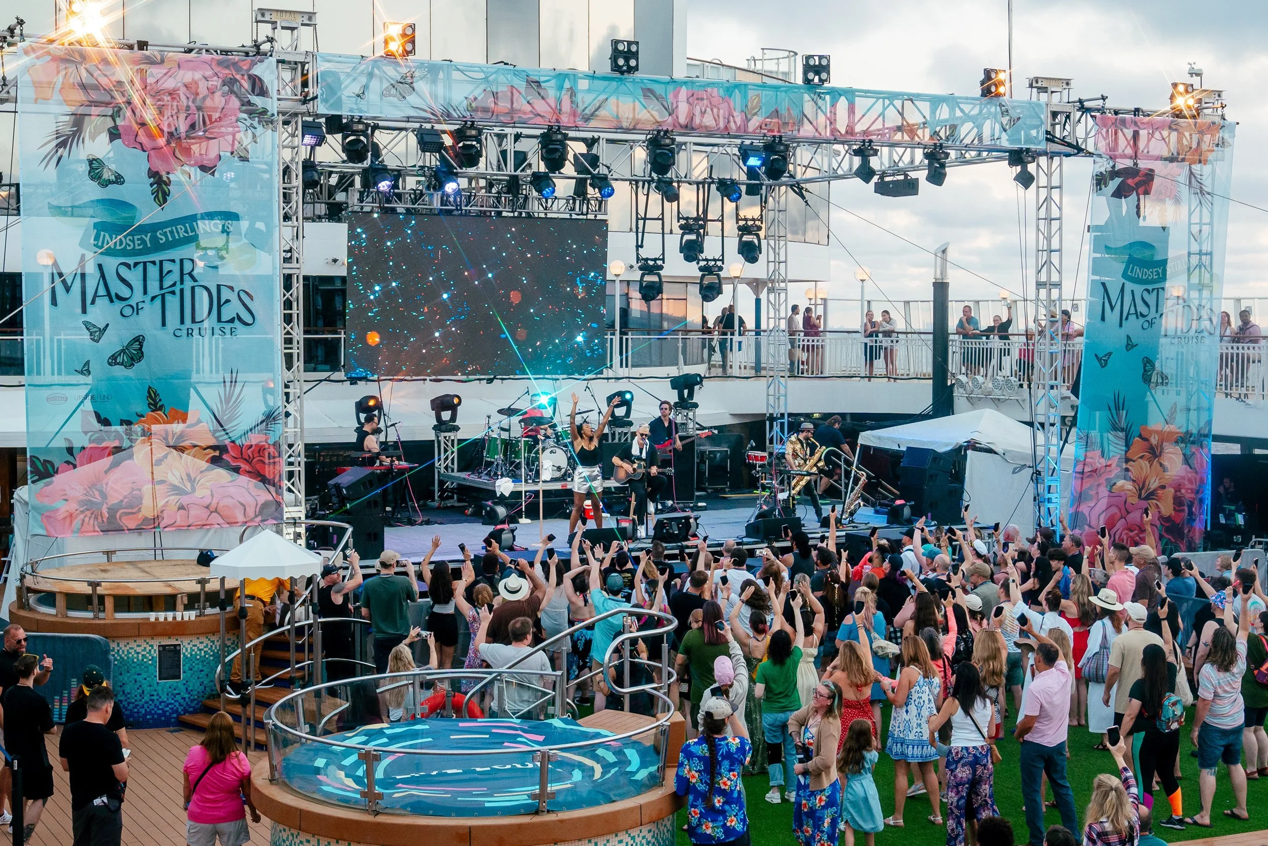 Vega+Luxe+Media_+Chicago+Event+Photograper_Lindsey+Stirling+Cruise-18.jpg