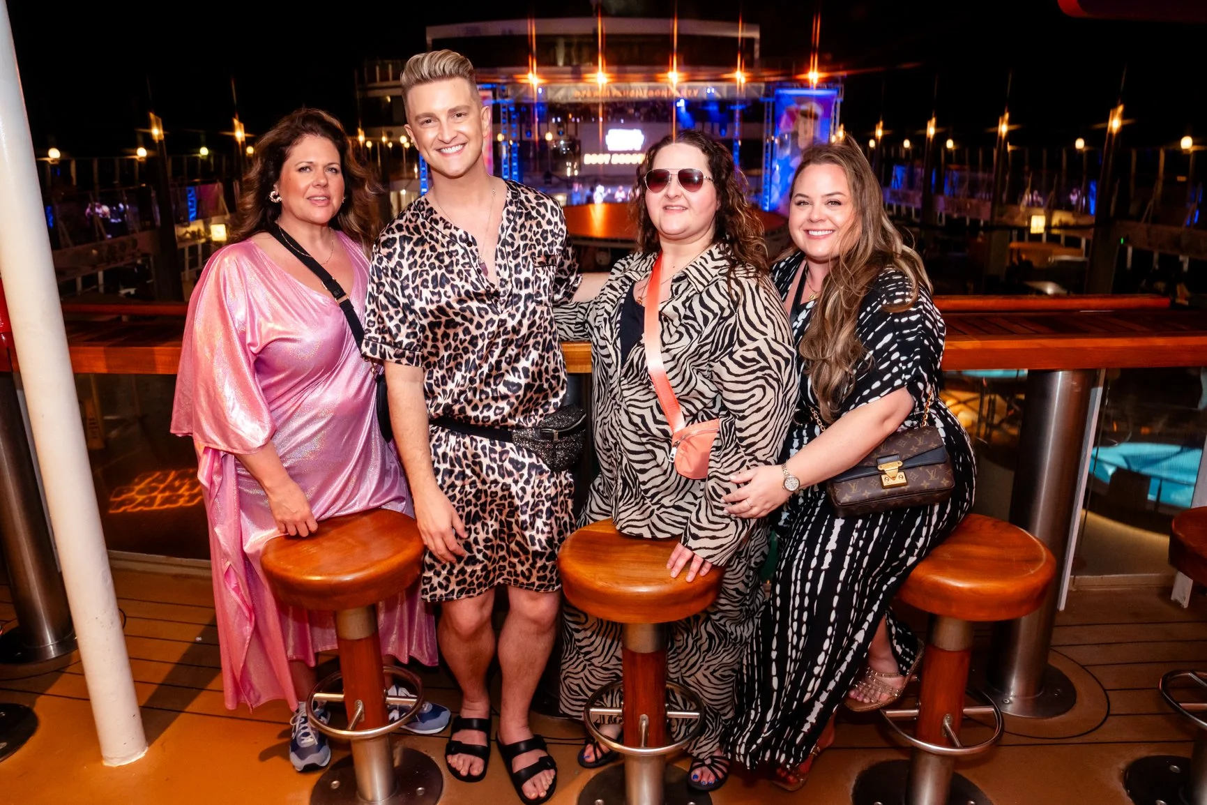 vega_luxe_creative_chicago_event_photography-18.jpg