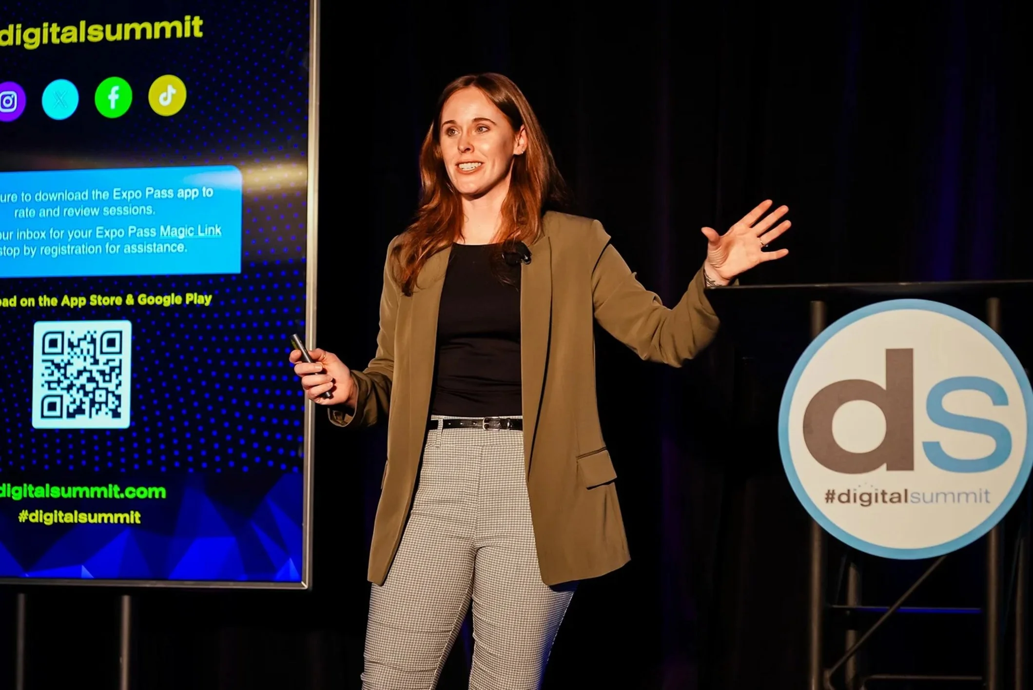 conference-photographer-chicago-24.jpg