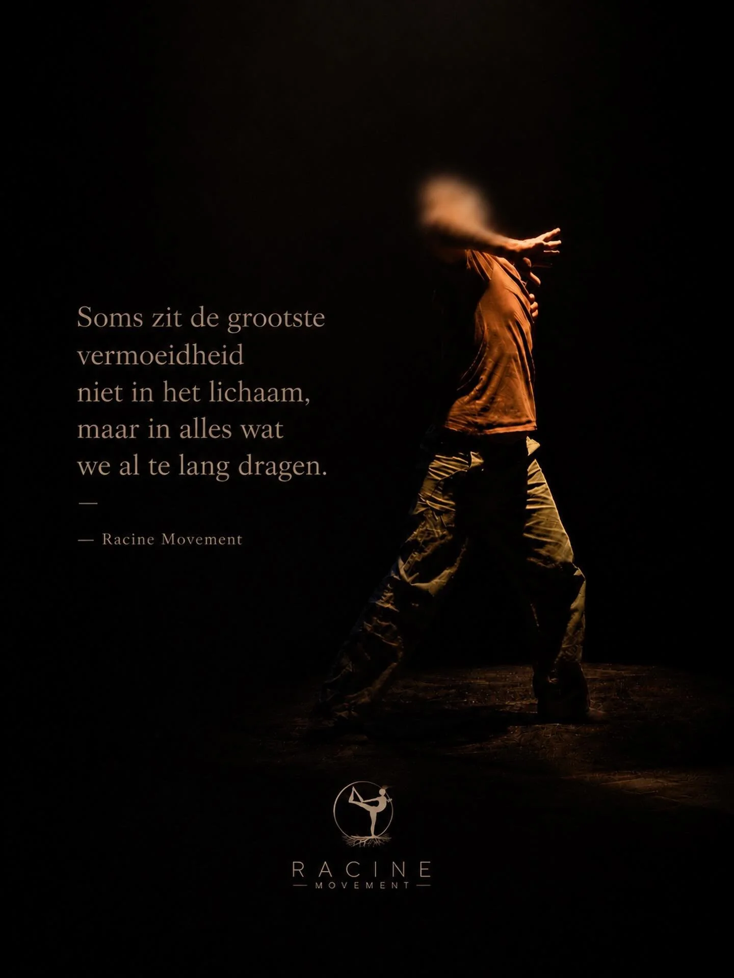 Soms dragen we meer
dan iemand ooit aan ons ziet.

🌒

#RacineMovement #Embodiment #Voelen #Genezing #MovementMedicine