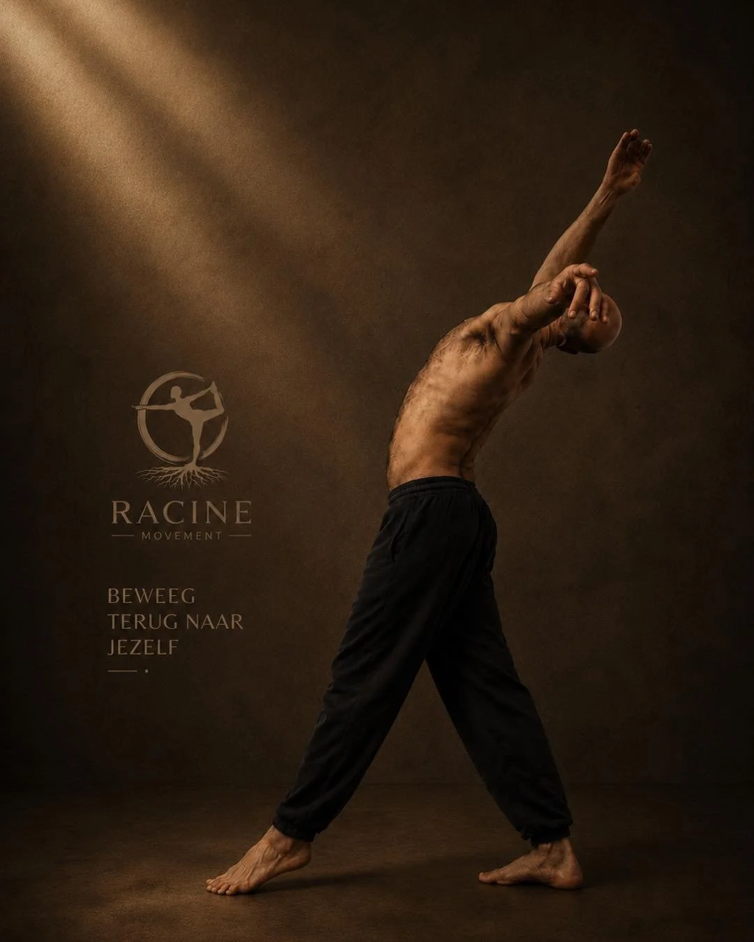 Soms weet het lichaam de weg nog voordat het hoofd begrijpt waarheen.

Racine Movement 

Beweeg terug naar jezelf. 🌿

#RacineMovement #Embodiment #BeweegTerugNaarJezelf #BodyWisdom #MovementPractice