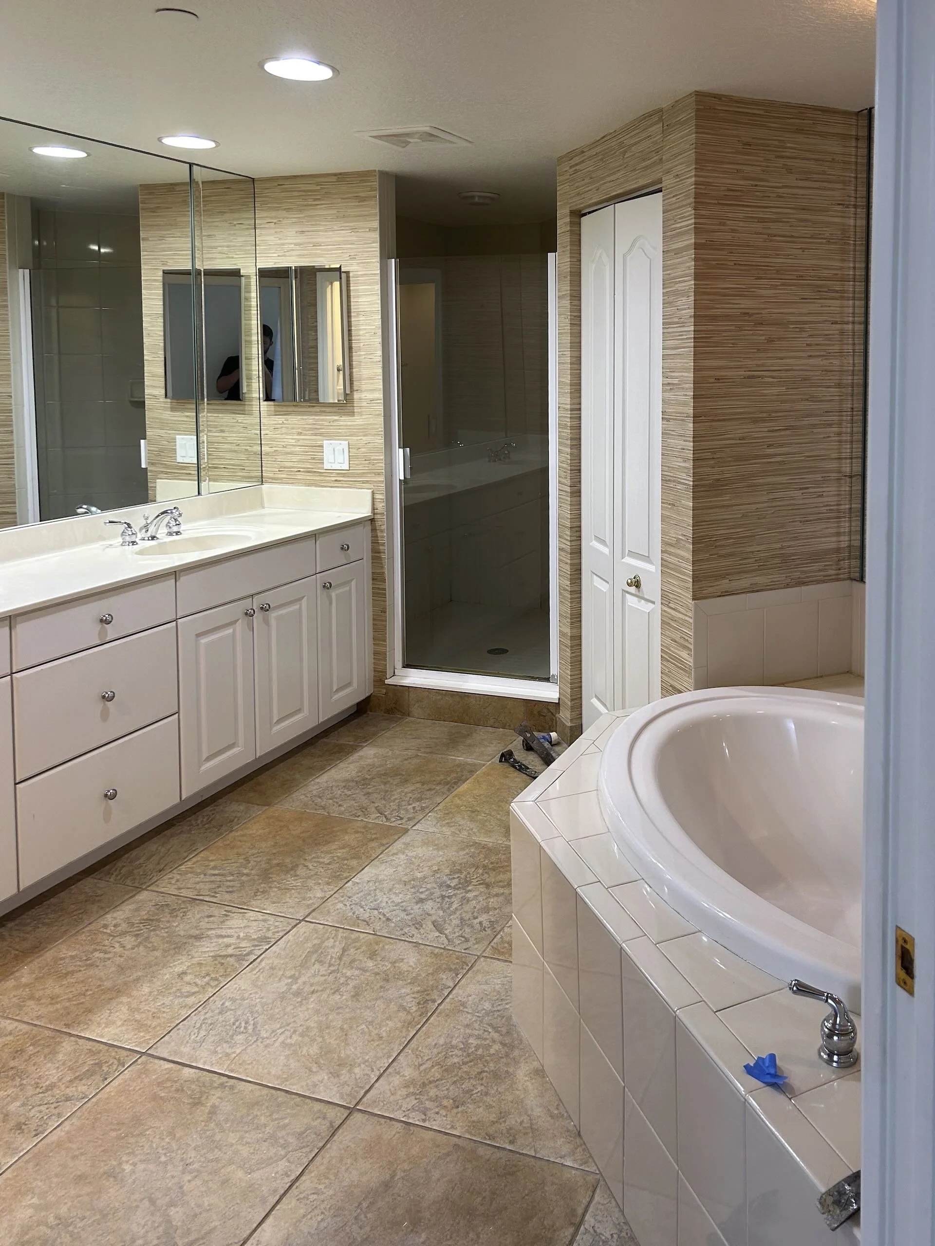 MK Construction - Clearwater Beachfront Condo (Before) 2.jpeg