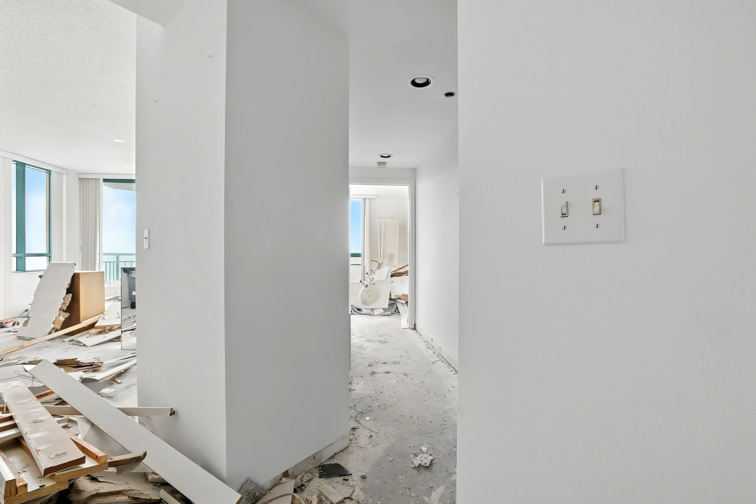 MK Construction - Clearwater Beach Retreat (Before) 4.jpeg