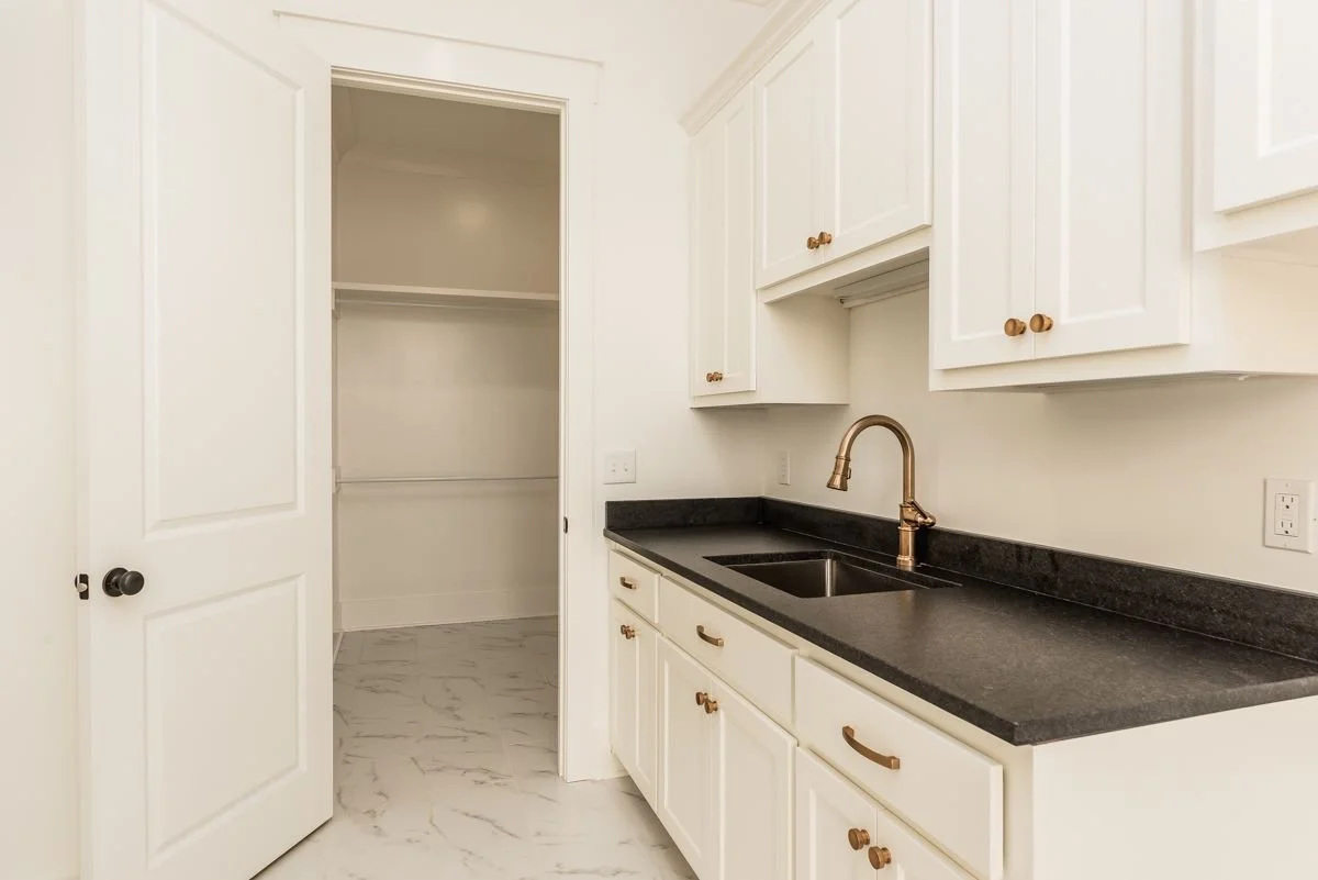 MK Construction - Talamore Lane Custom Home 68.jpg