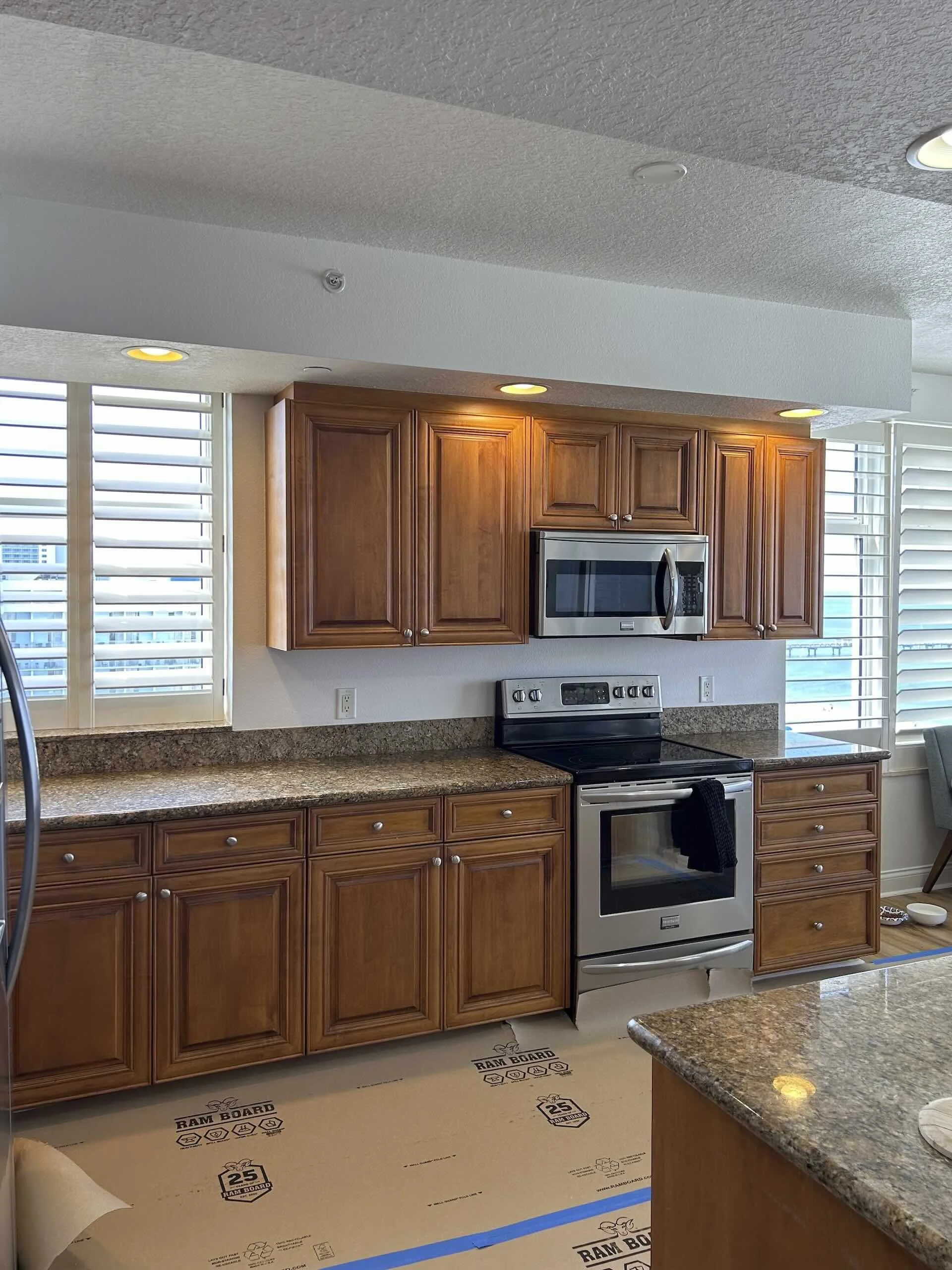 MK Construction - Clearwater Beachfront Condo (Before) 10.jpeg