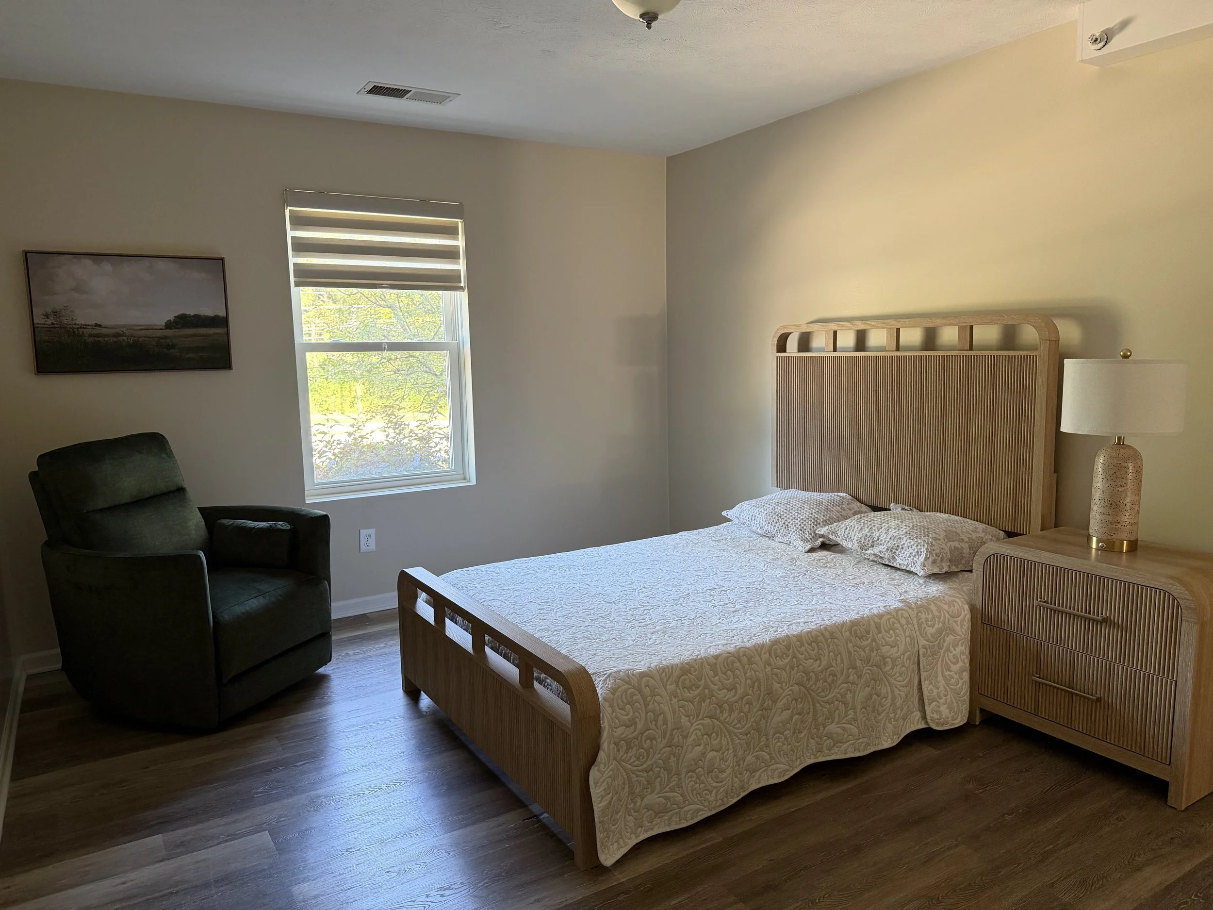 Bedroom picture.jpeg