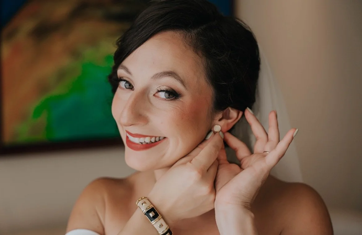 Beautiful bride 👰&zwj;♀️ @ondreyuh86 at her Dominican Republic destination wedding! 

#destinationwedding #bridalmakeup #bridal #glam #hamptonsmakeupartist