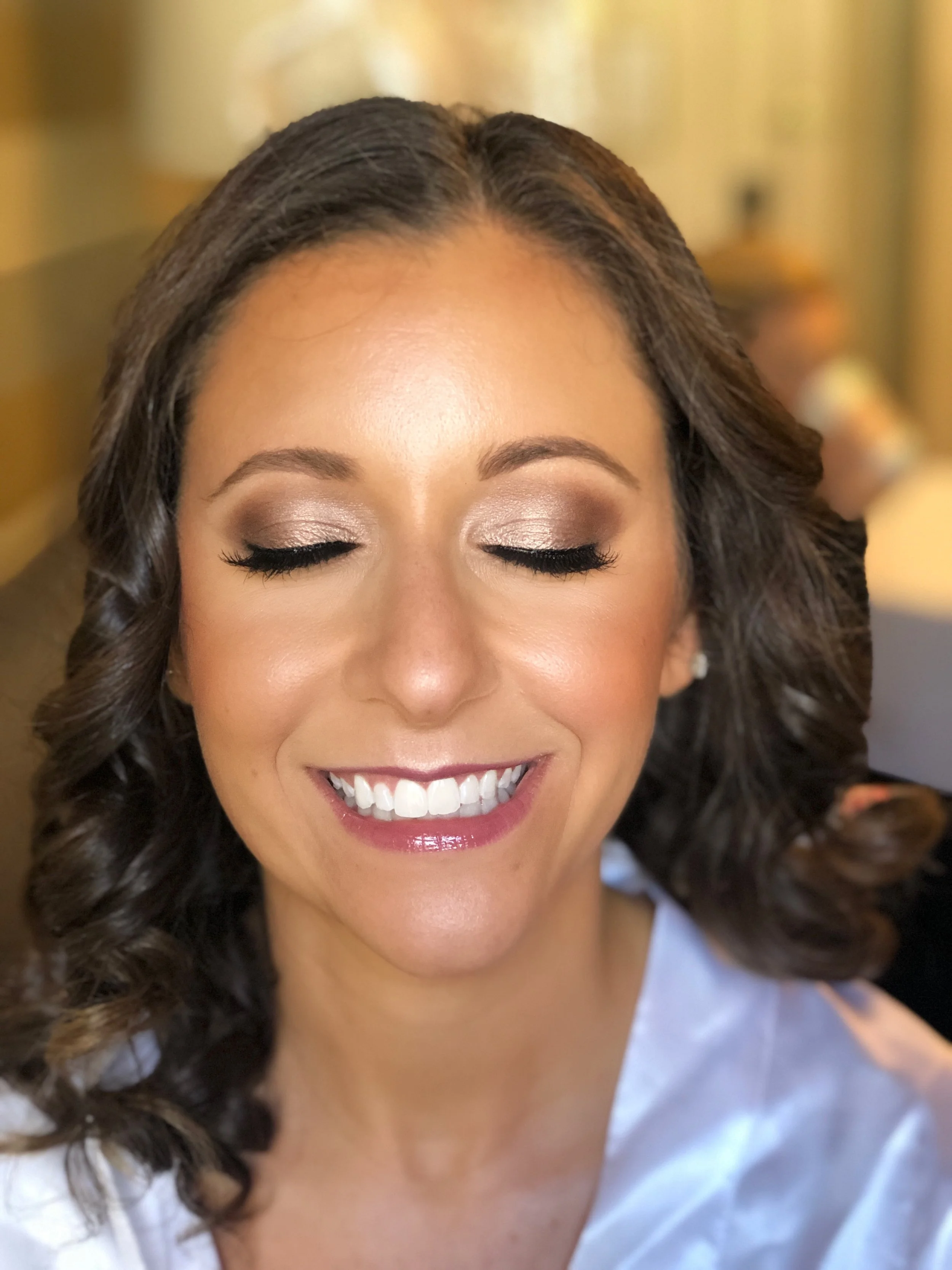Luxury makeup artist serving the Hamptons, Long Island, New York City, and destination weddings worldwide.