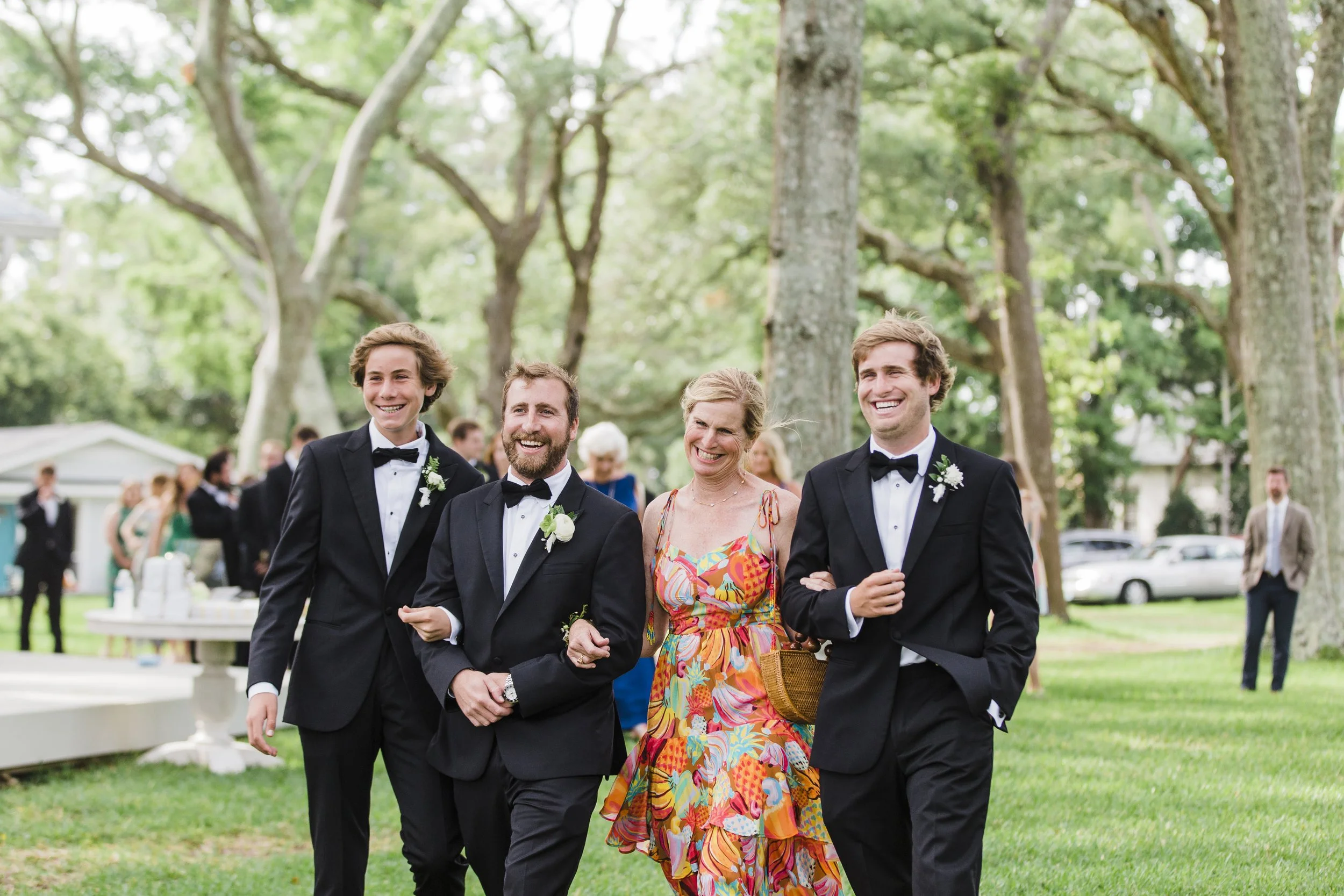 ShelbyandAndrew::CommonDove::A24.jpg