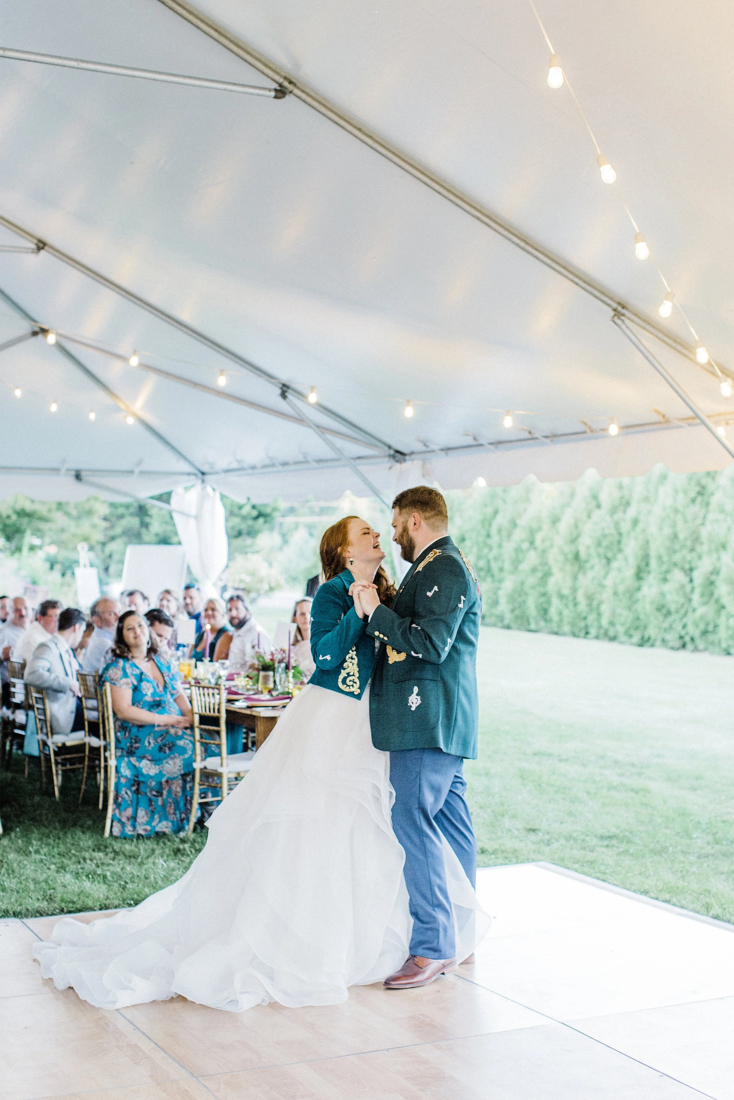 MeganandGarrett:CommonDove:G93.jpg