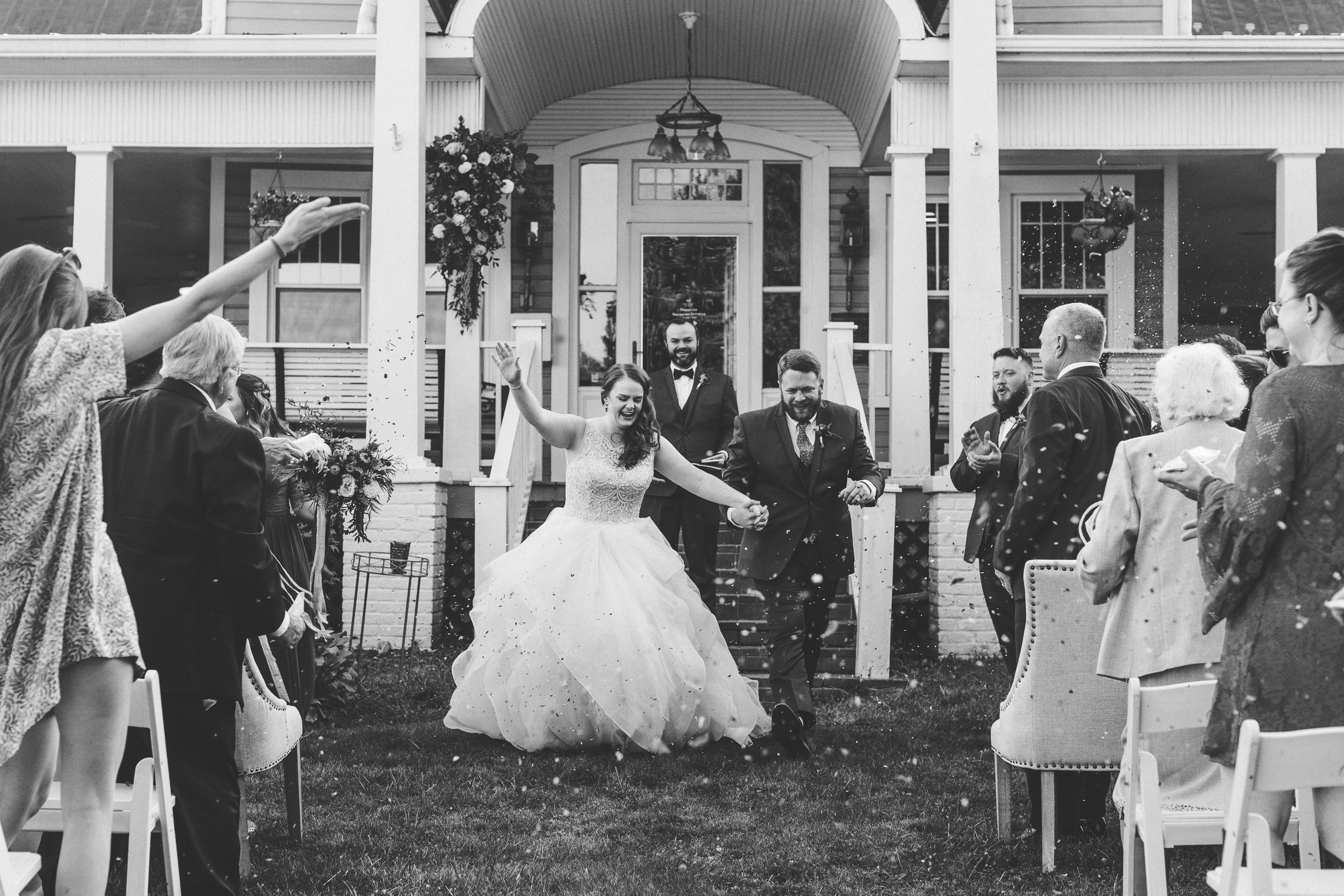 MeganandGarrett:CommonDove:A171.jpg