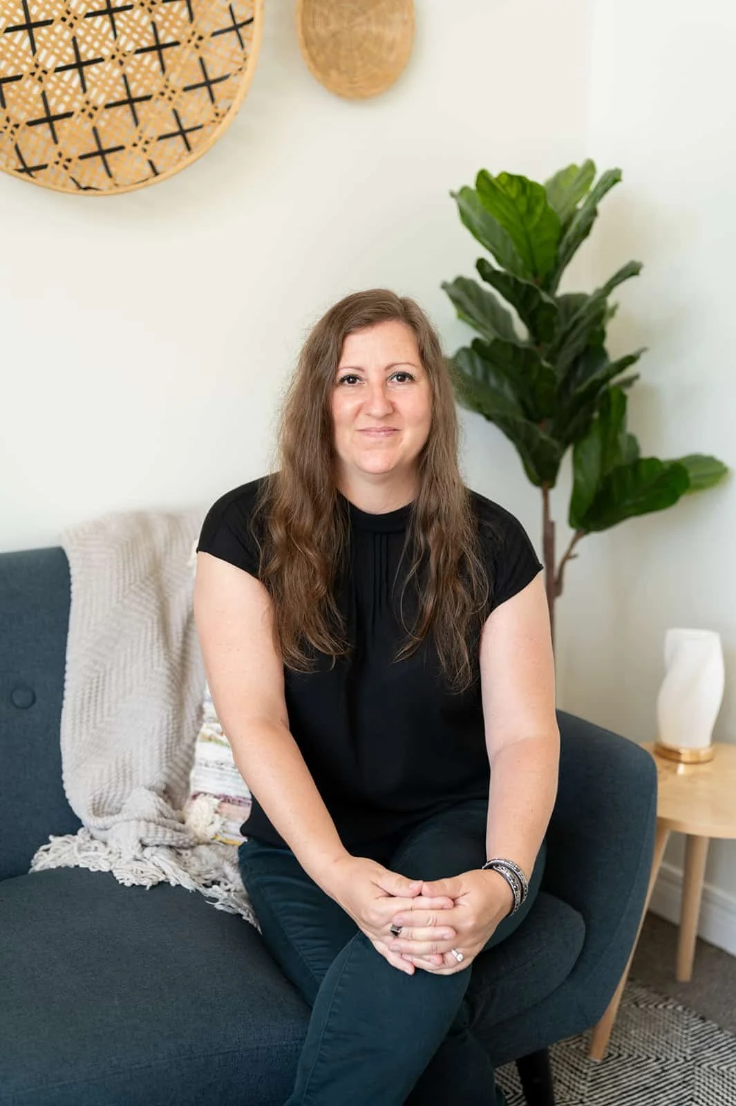 Angela Mason who offers burnout therapy and trauma therapy in Ottawa