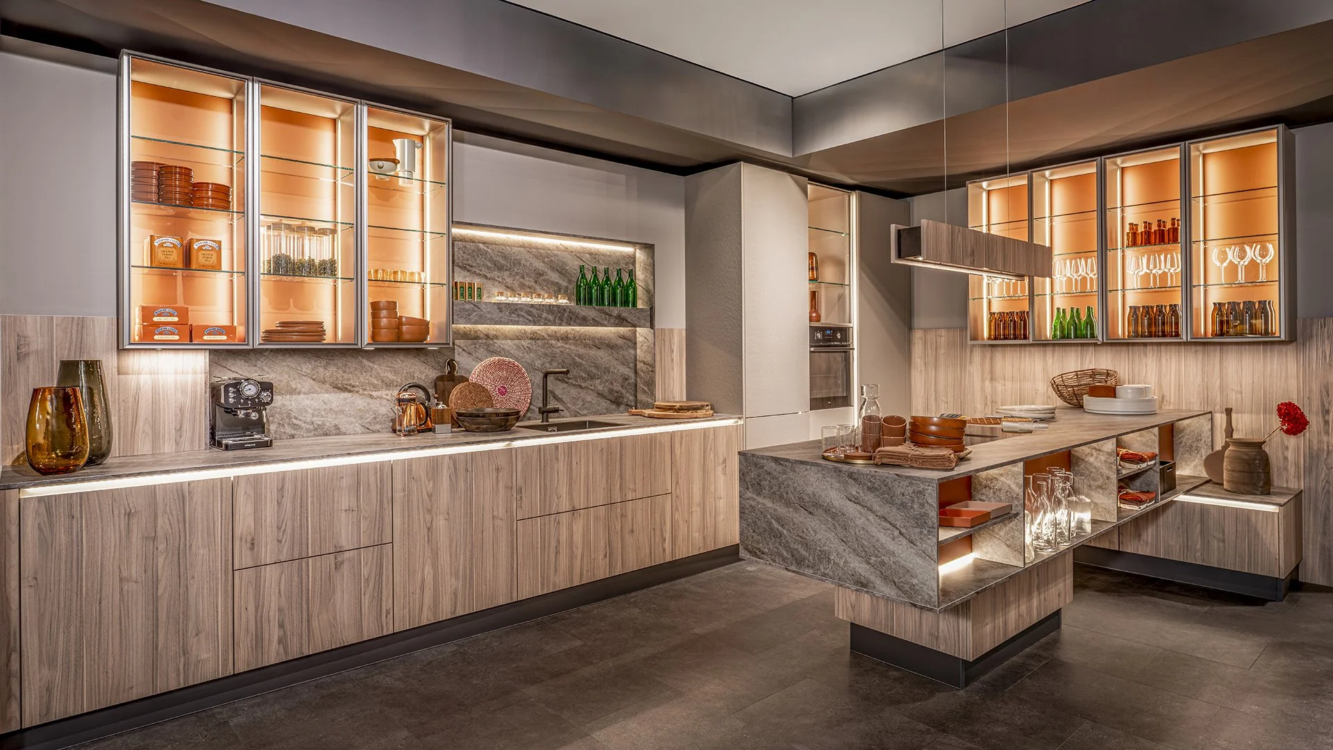 Edda / KIiara by Sachsenküchen premium luxury bespoke German kitchens. Island German kitchens. Oak, wood, veneer kitchens.