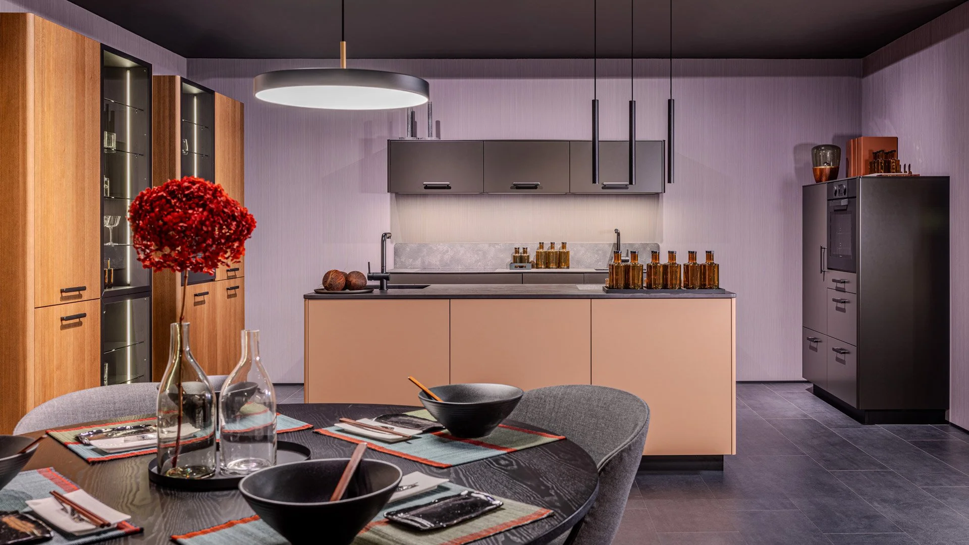 Fabiola / Leona / Selma by Sachsenküchen premium luxury bespoke German kitchens. Linoleum LVT kitchens. Paint to order German kitchens.