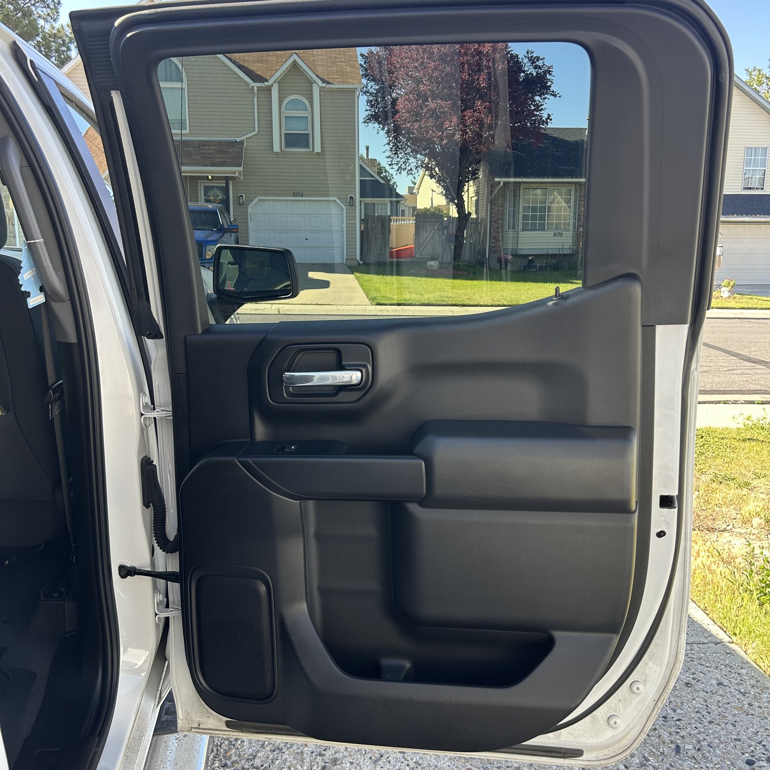 Rear passenger door looking fantastic
