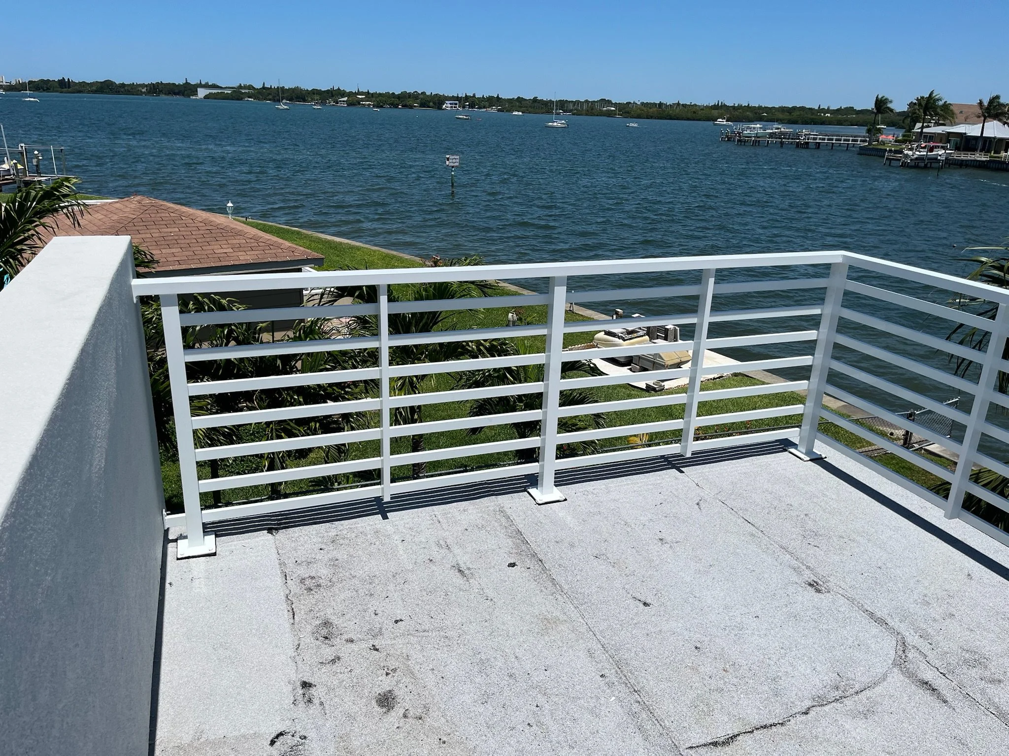 railing-waterfront-modern-sarasota.JPG