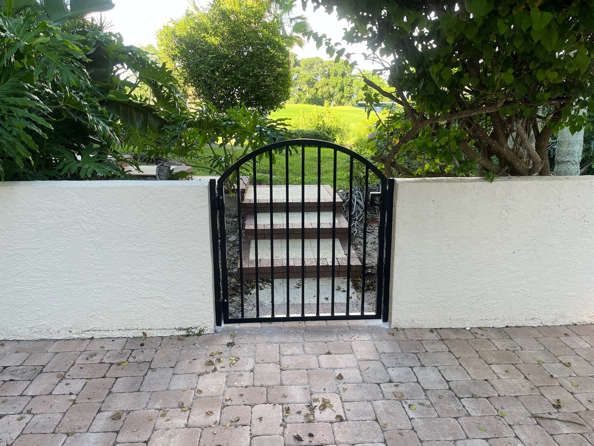 CUSTOM GATES
