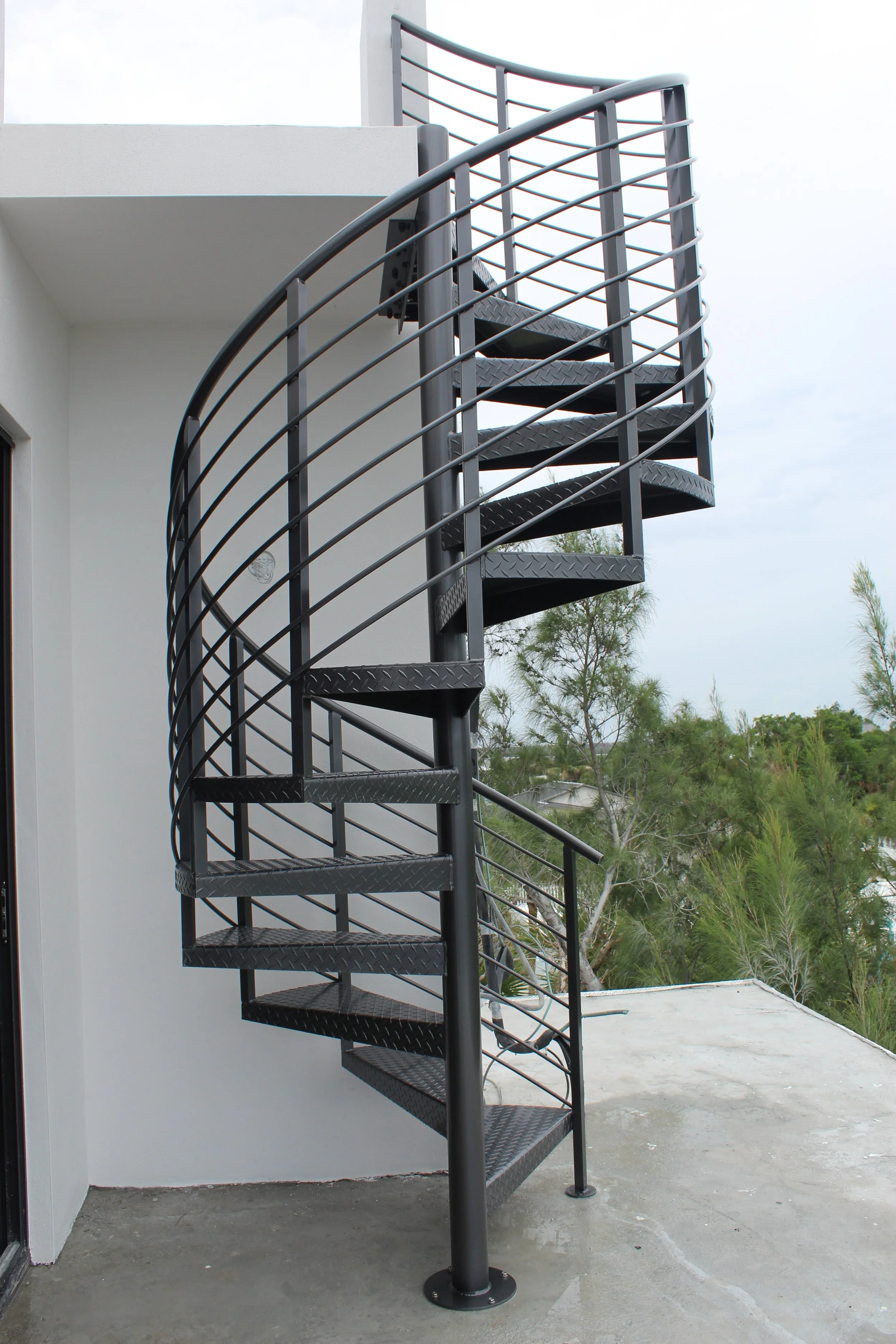 spiral-stair-installtion.JPG