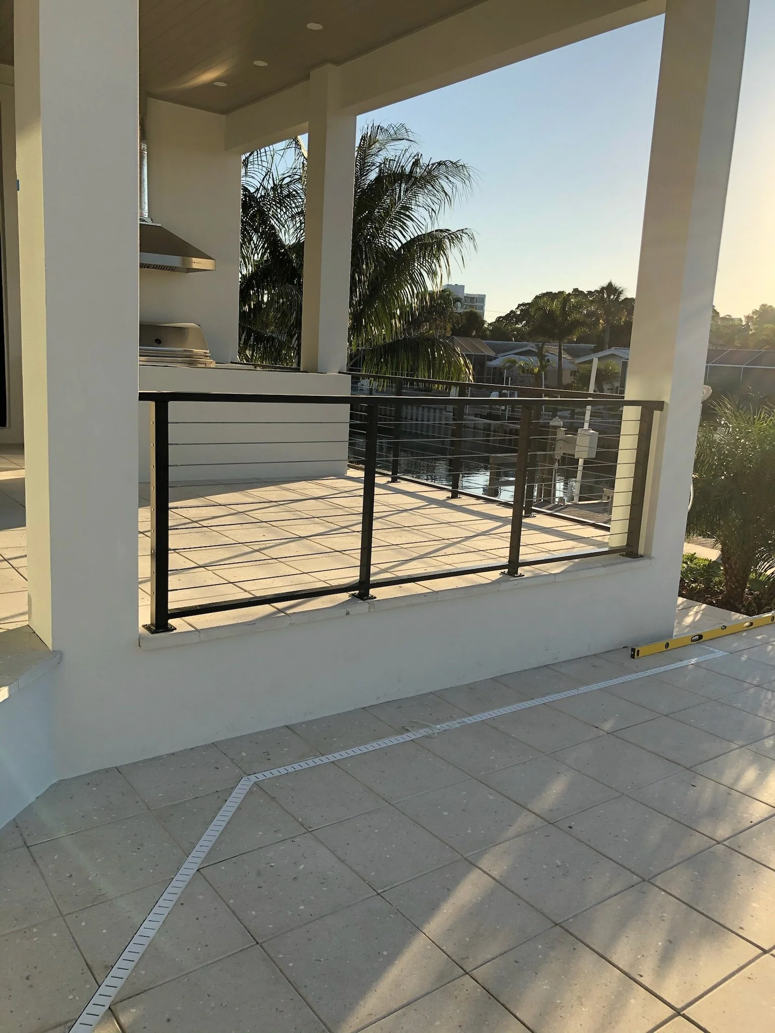 cable-railings-aluminum-modern-look.JPG