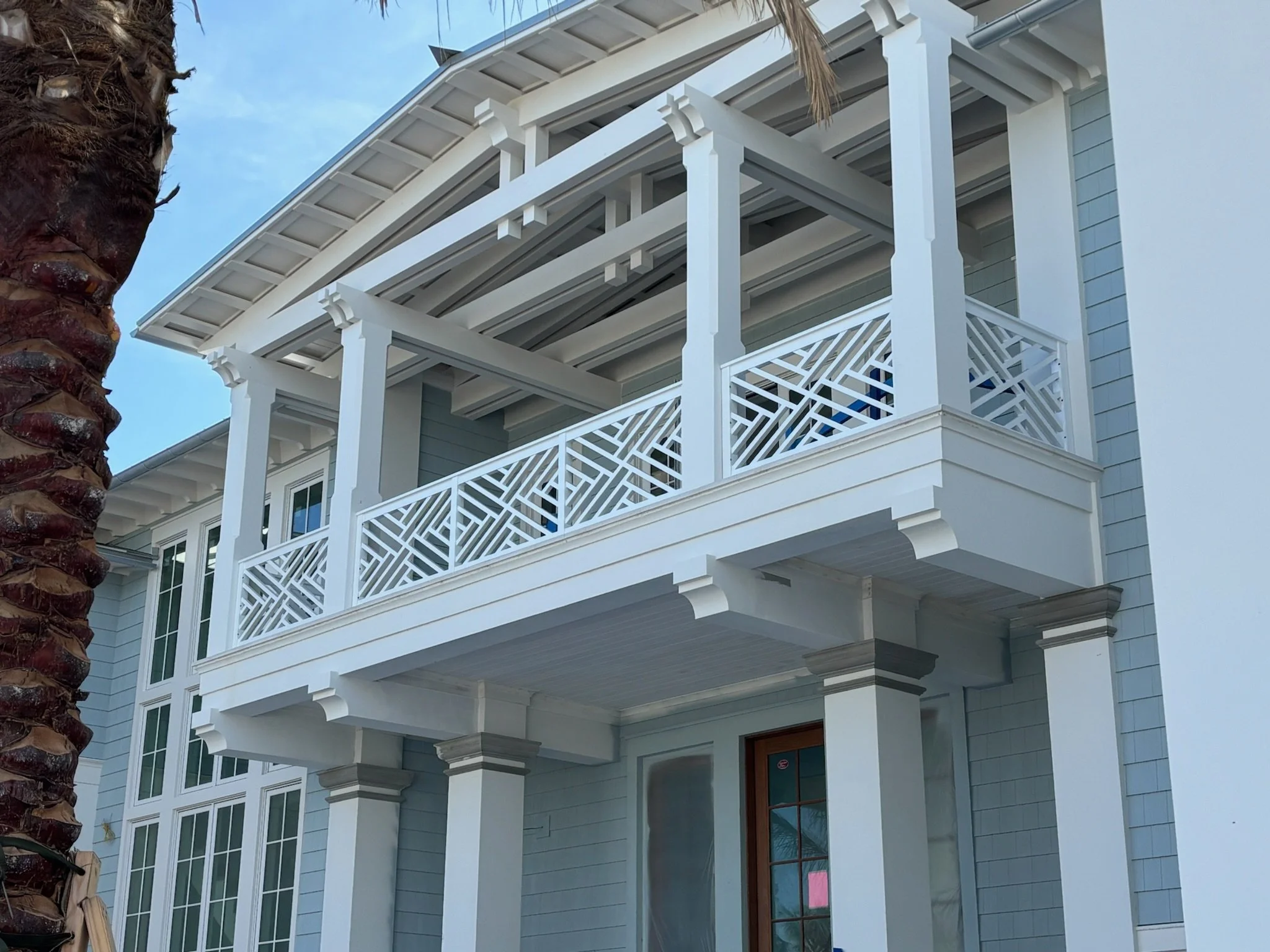 beach-balcony-railing-APG-welding.JPG